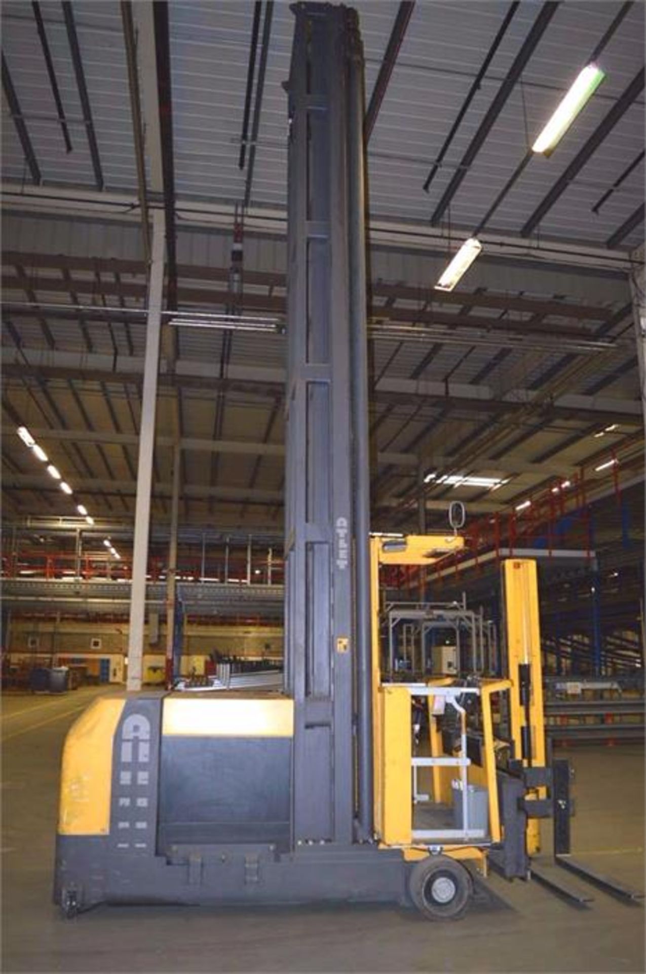 Atlet, Model: OMNI 160T 1350, 1600kg very narrow aisle electric high level order picker, Serial