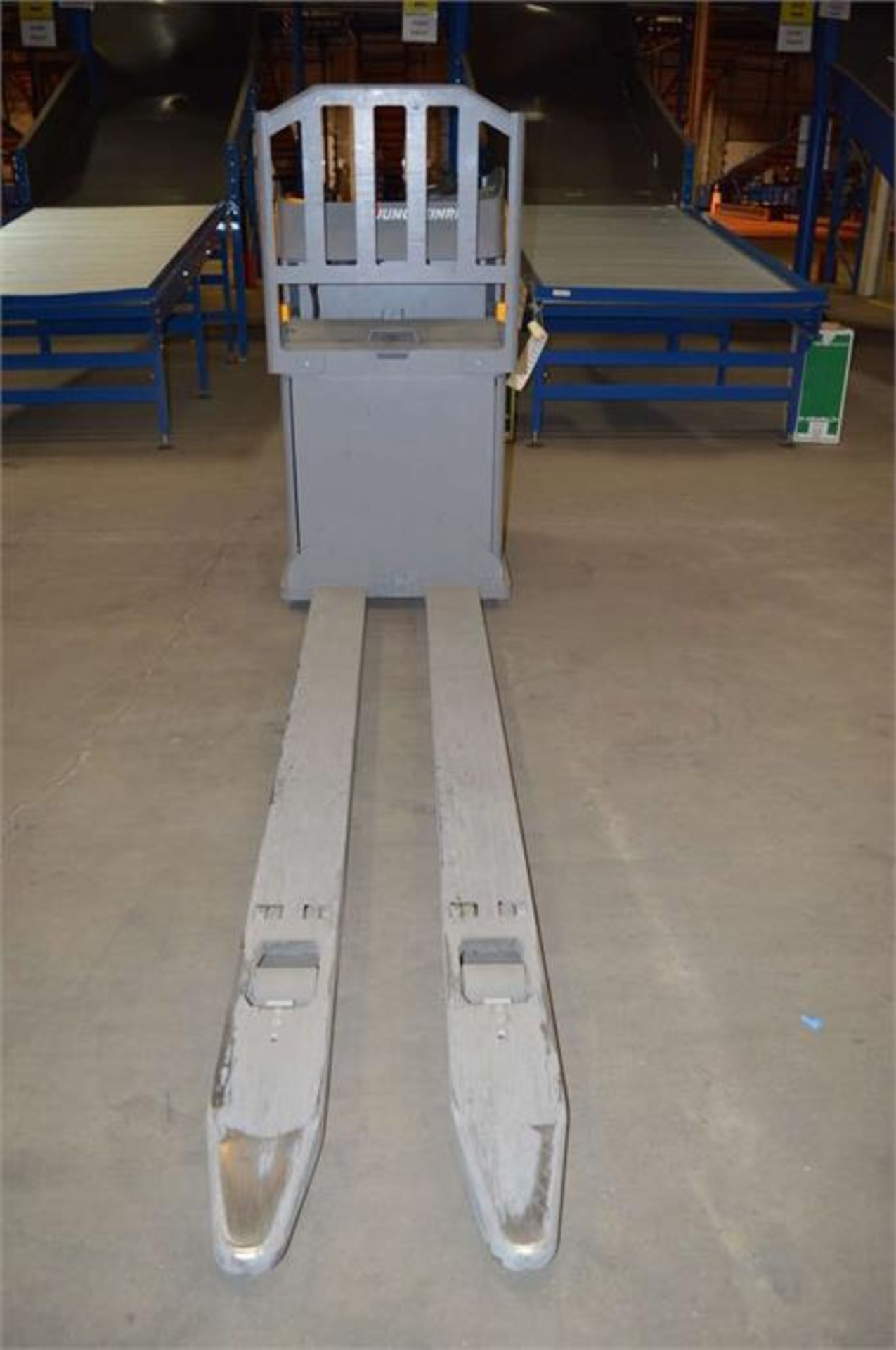 Jungheinrich, Type: ESE120, double pallet 2000kg ride on electric low level order picker, Serial No. - Image 3 of 5