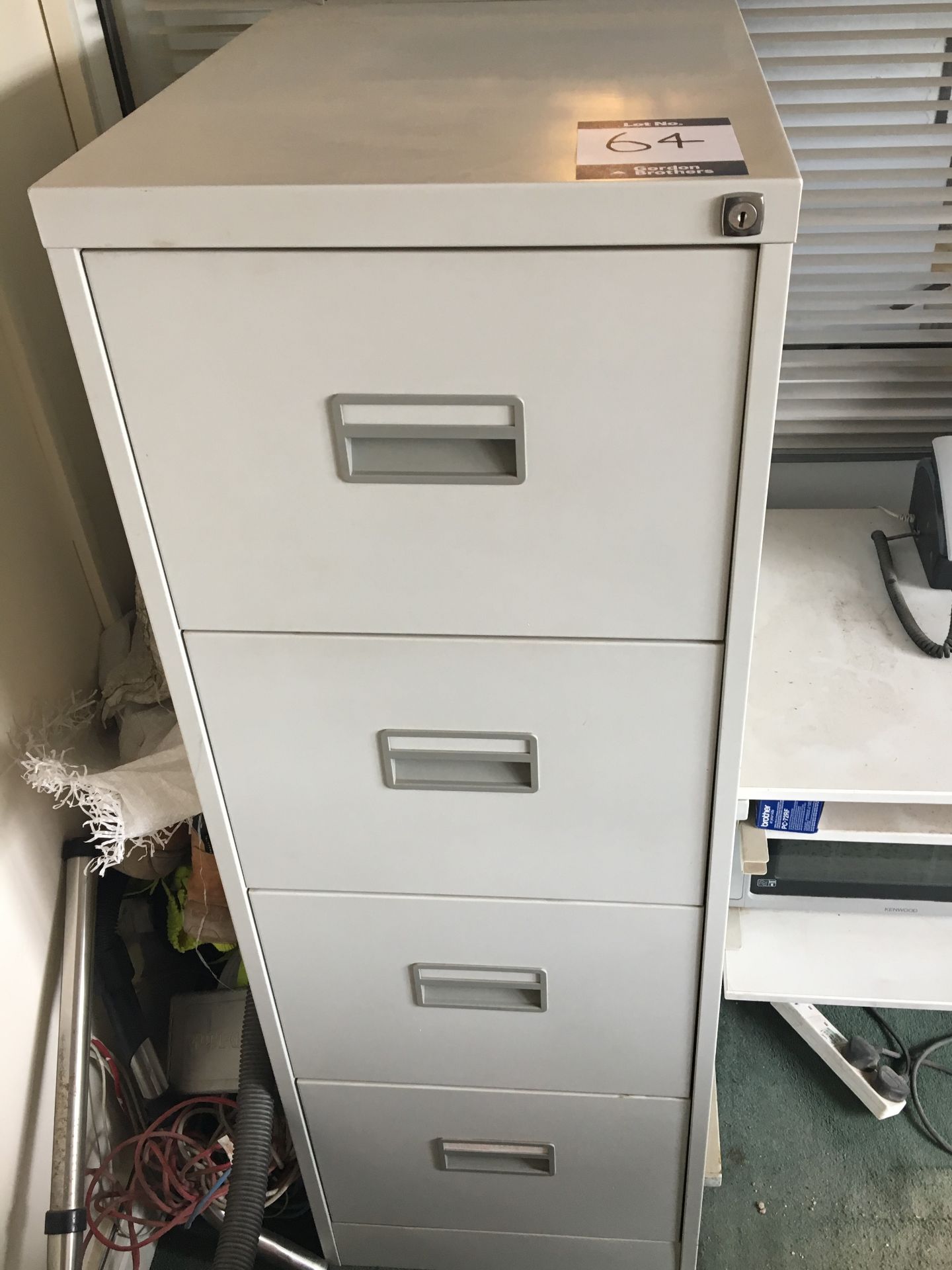 Steel 4 drawer filing cabinet (No key) - Image 2 of 2