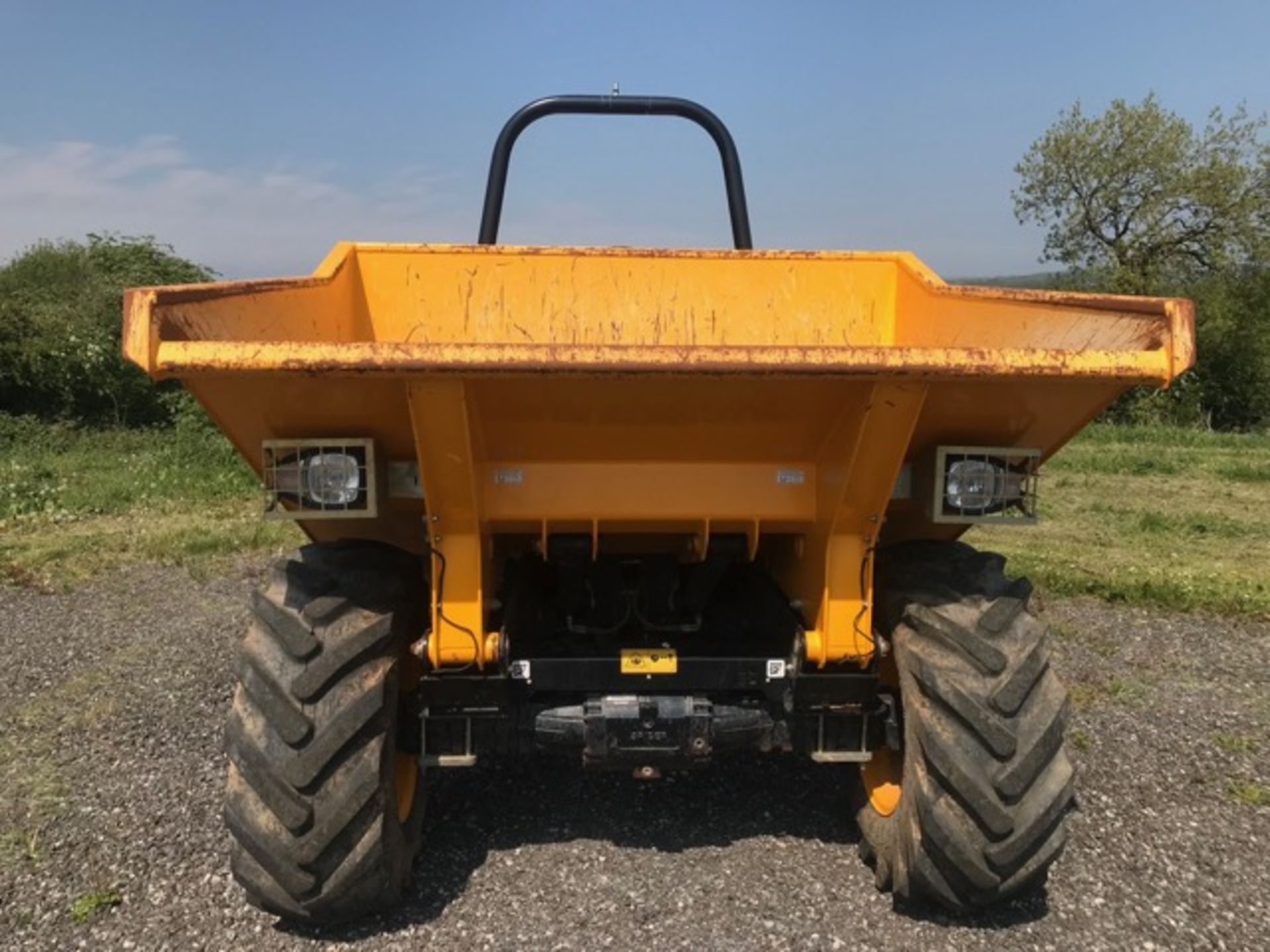 JCB model 6FT articulated dump truck, 2016, 249 recorded hours - Image 5 of 10