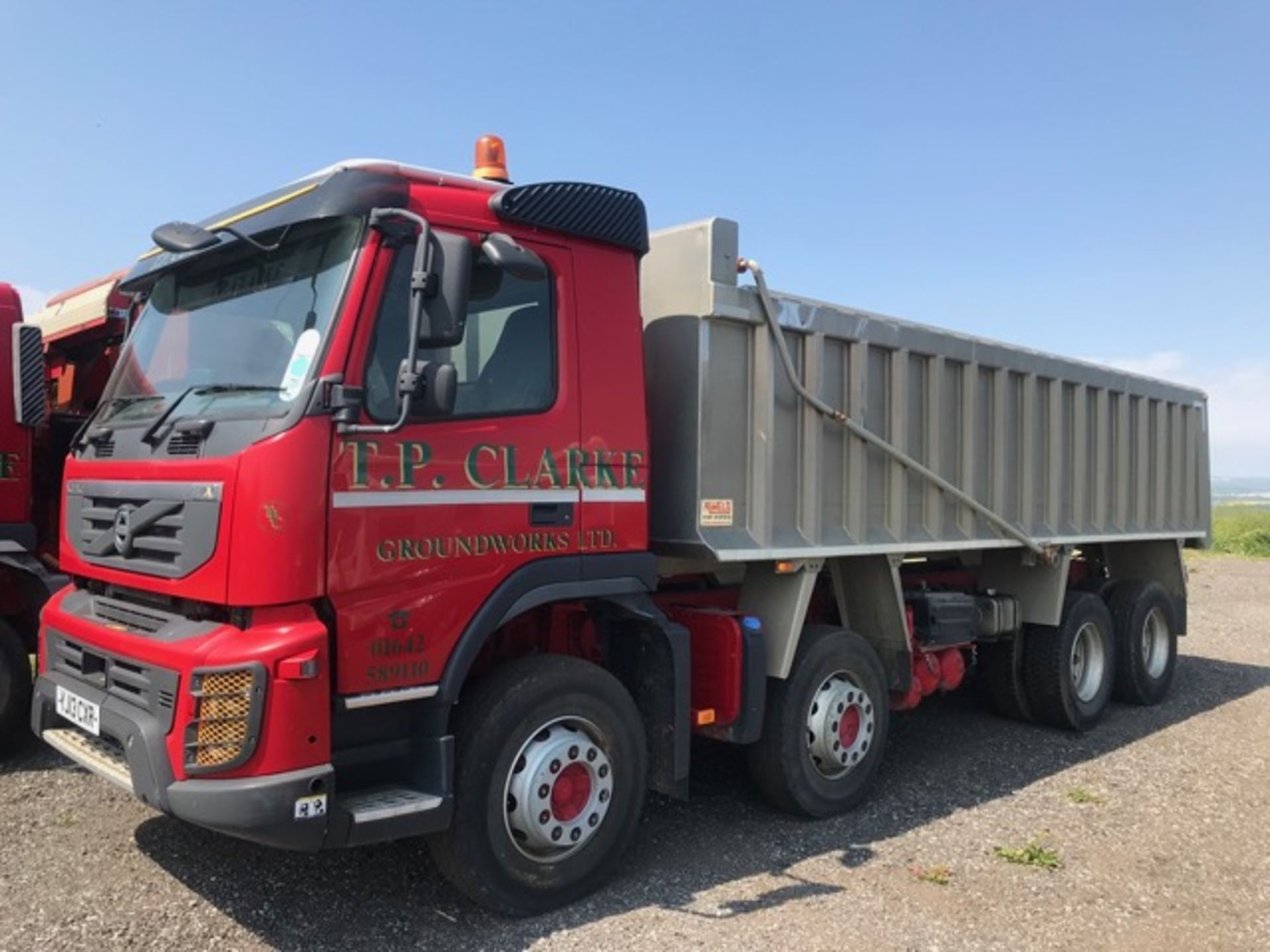 2013 Volvo FMX 8 x 4 Tipper lorry, registration YJ13CXR, automatic transmission , fitted with - Image 2 of 5