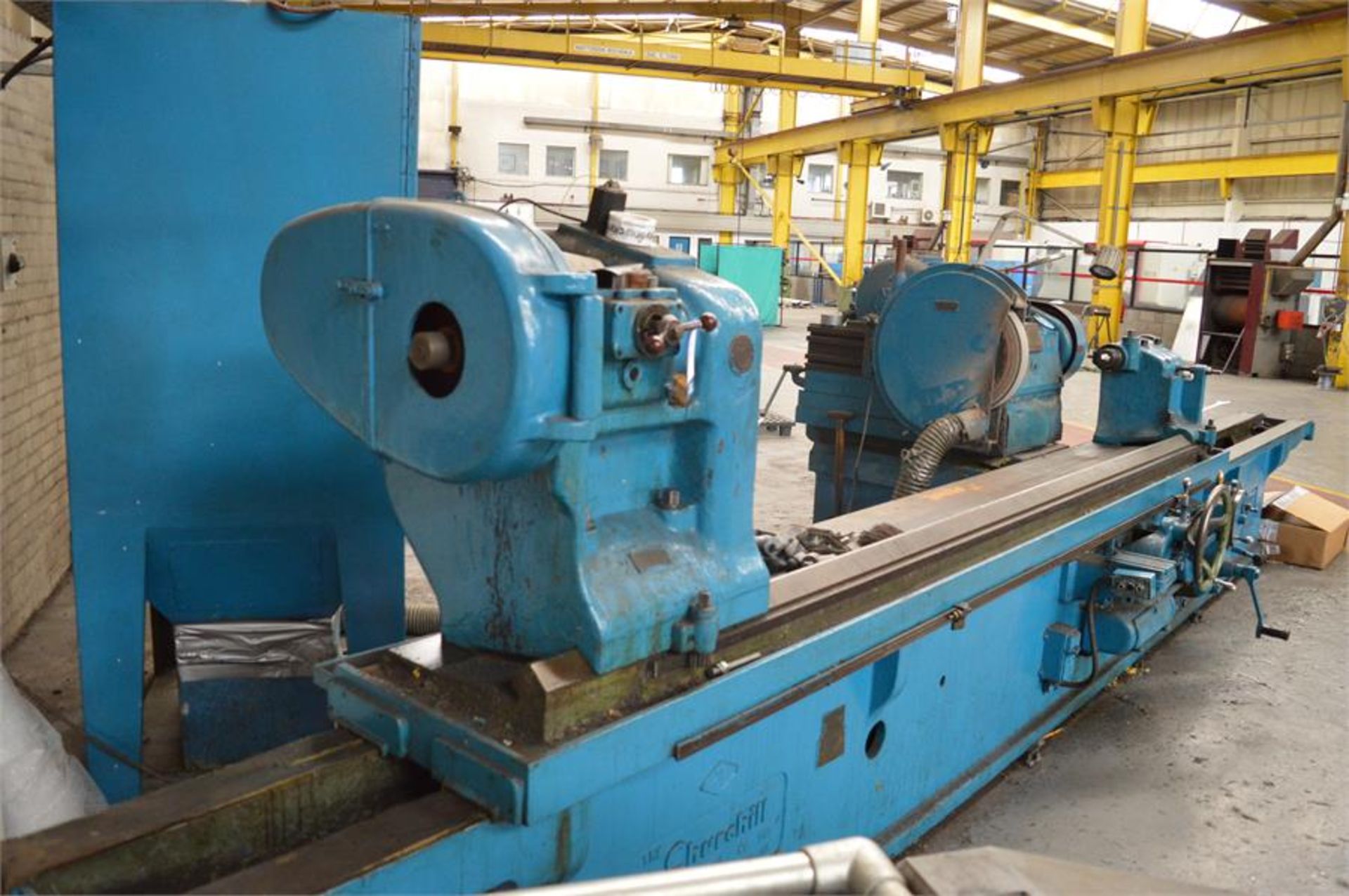 Churchill, horizontal cylindrical grinding machine, Serial No. 21273, 3000 x 760mm with Filtex, dust