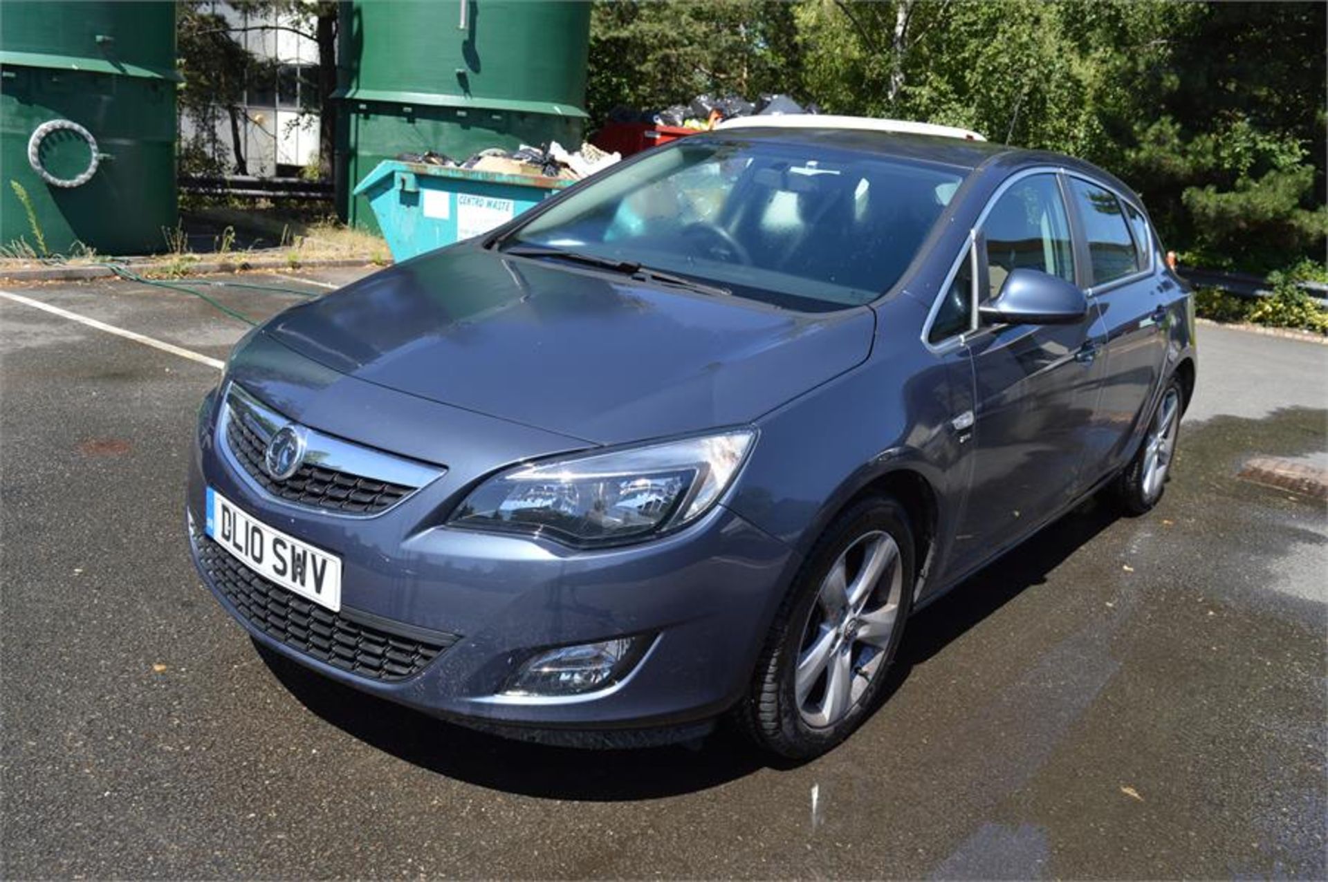 Vauxhall, Astra 16V SRi 1.4T petrol 6 speed 5 door hatchback, Registration: DL10 SWV, First - Image 2 of 9