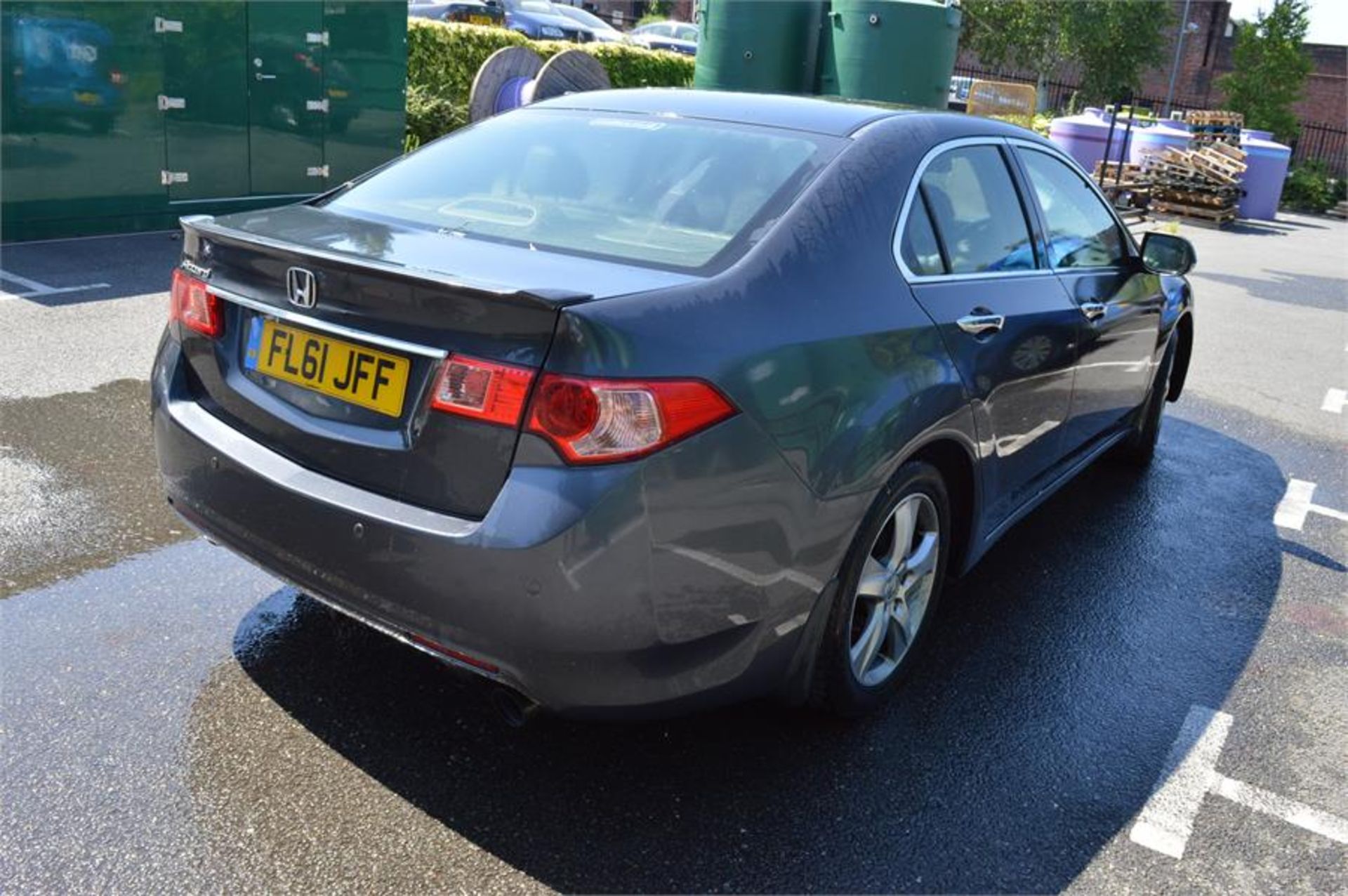 Honda, Accord i-VTEC EX 2.0 petrol 4 door auto saloon, Registration: FL61 JFF, First Registered: - Image 4 of 10