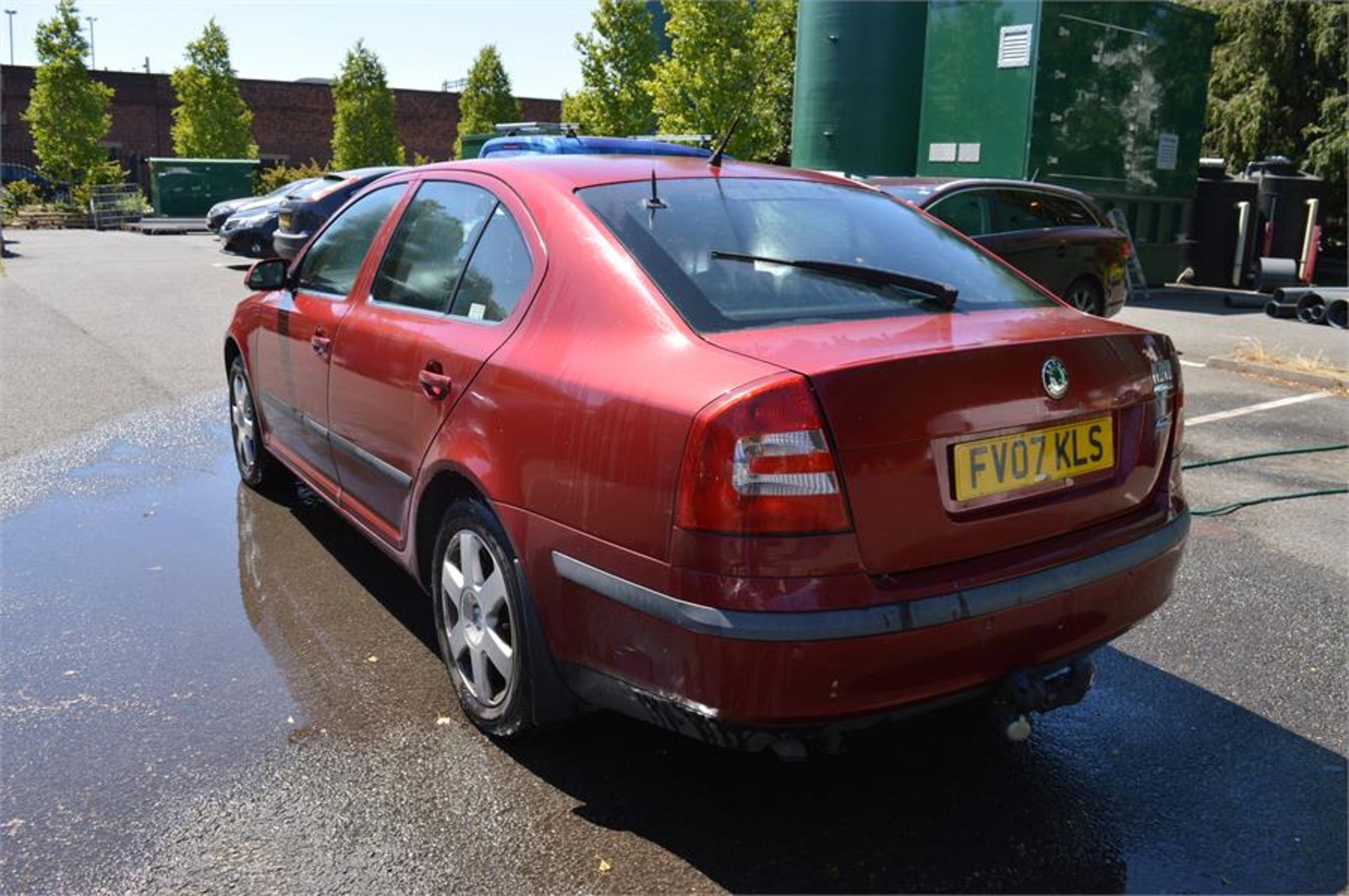 Skoda, Octavia 2.0 Tdi PD Laurin + Klement diesel, hatchback, Registration: FV07 KLS, First - Image 3 of 9