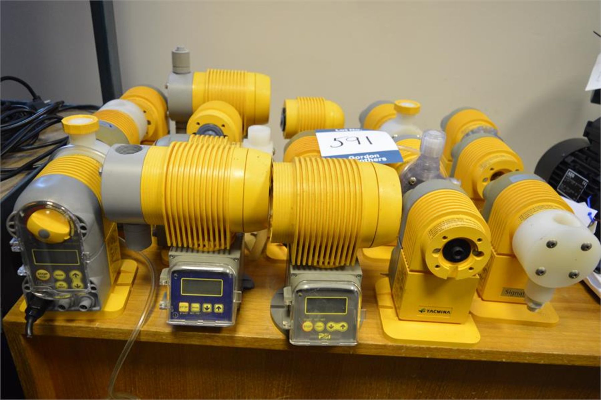 16 x various used Tacmina, pulse metering pumps and solenoid-driven metering pumps, as lotted - Image 2 of 2