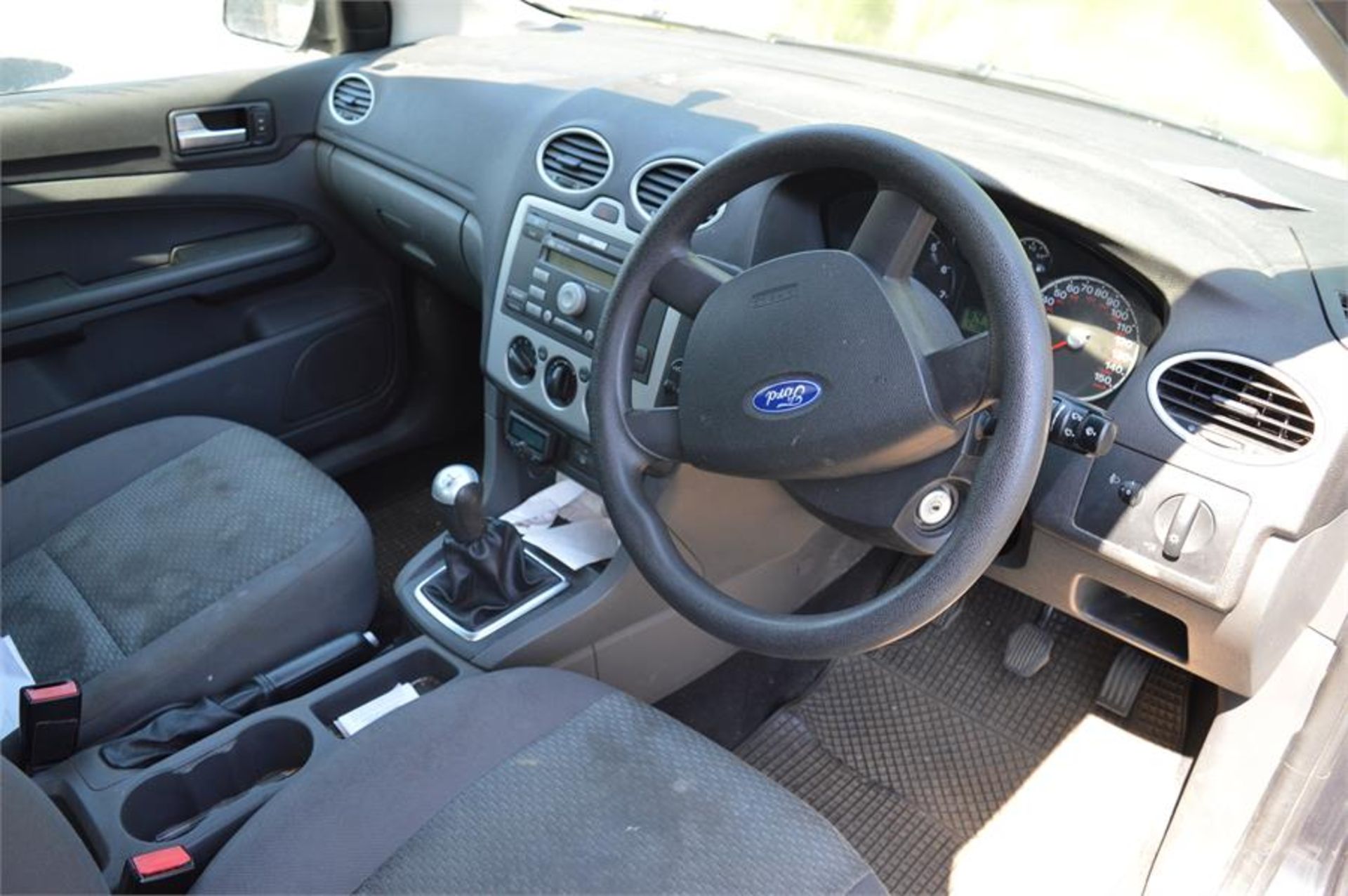 Ford, Focus LX 1.6 5 door petrol hatchback, Registration: NL06 ZKG, First Registered: 01.03.06, - Image 5 of 8
