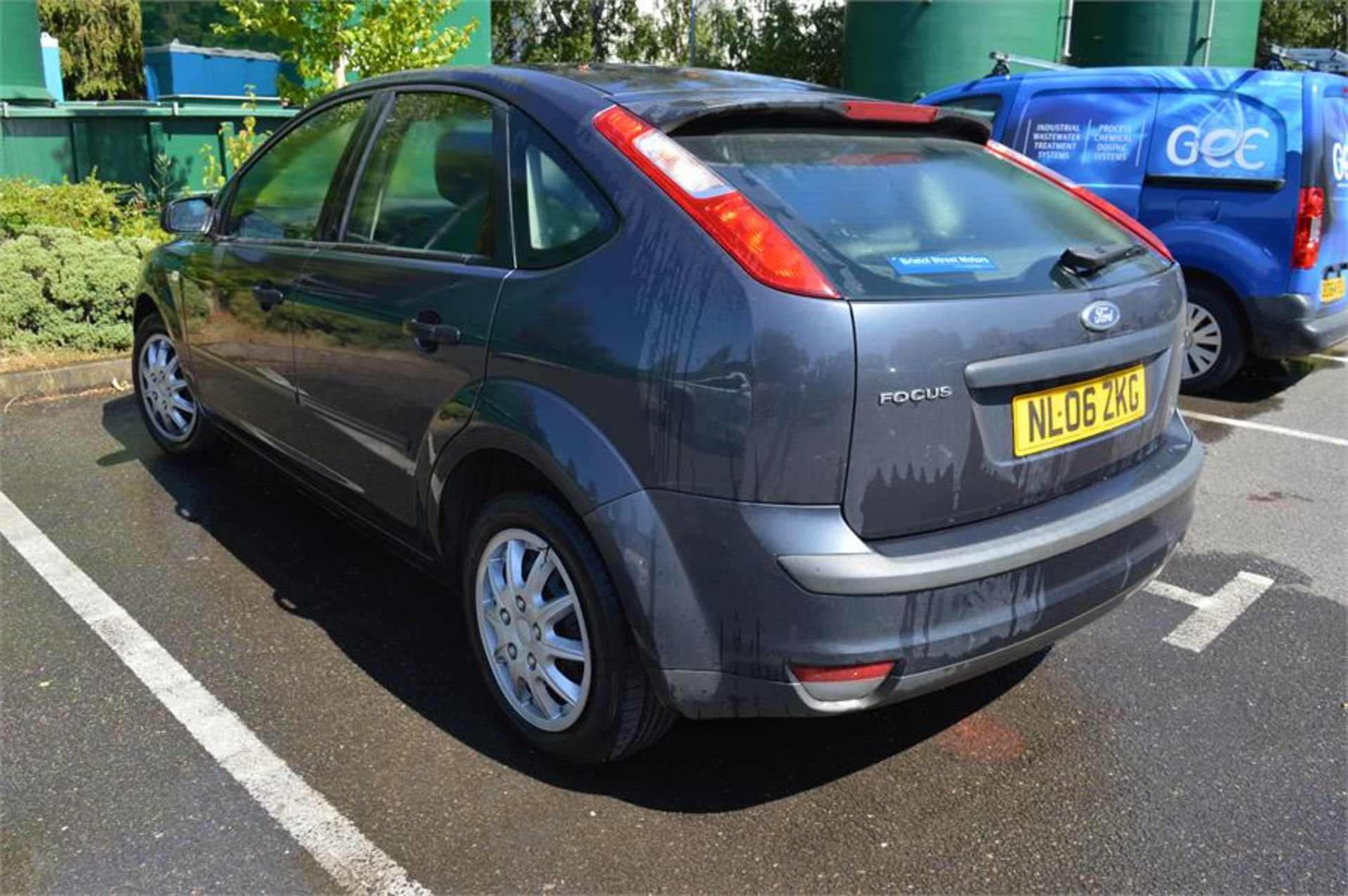 Ford, Focus LX 1.6 5 door petrol hatchback, Registration: NL06 ZKG, First Registered: 01.03.06, - Image 3 of 8