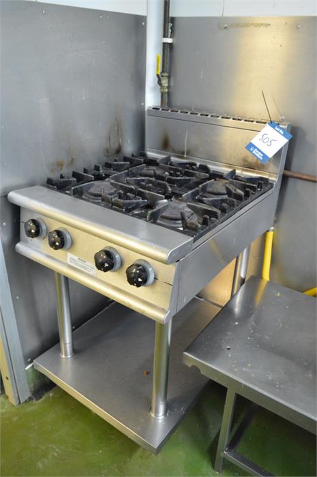 Make unknown, stainless steel, four hob gas burner (Located at Continental Patisserie, Newport) - Bild 3 aus 3