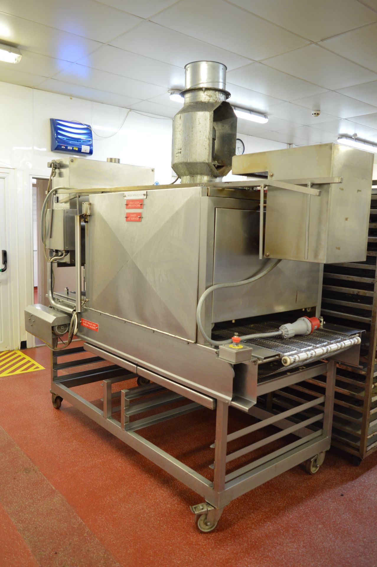 Western Mechanical Handling, mobile grilling machine with wire feed conveyor, Serial No. 5493 (2002) - Bild 4 aus 6