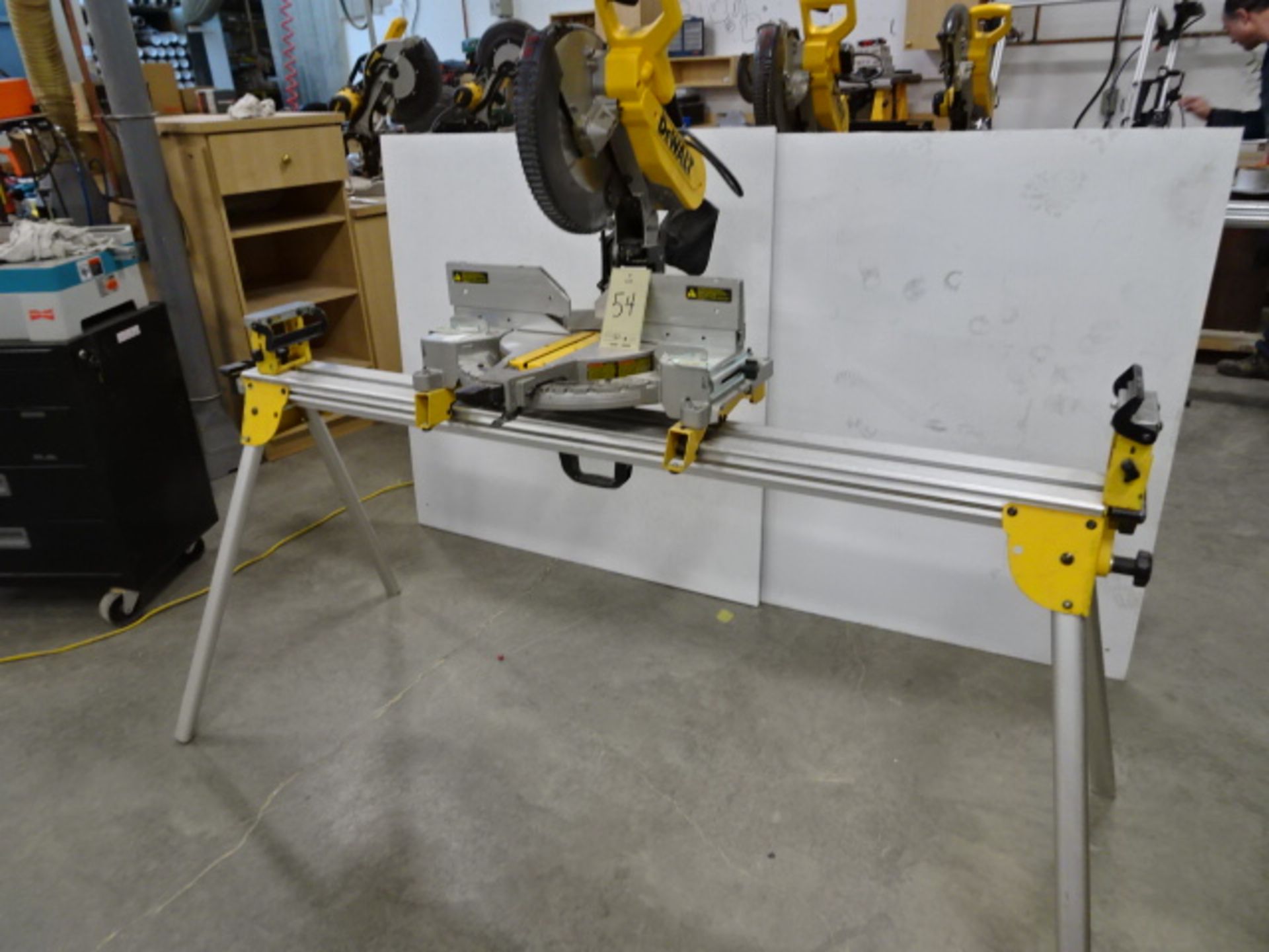 Scie à onglets "Dewalt" DW716 double bevel meter saw - Image 2 of 3