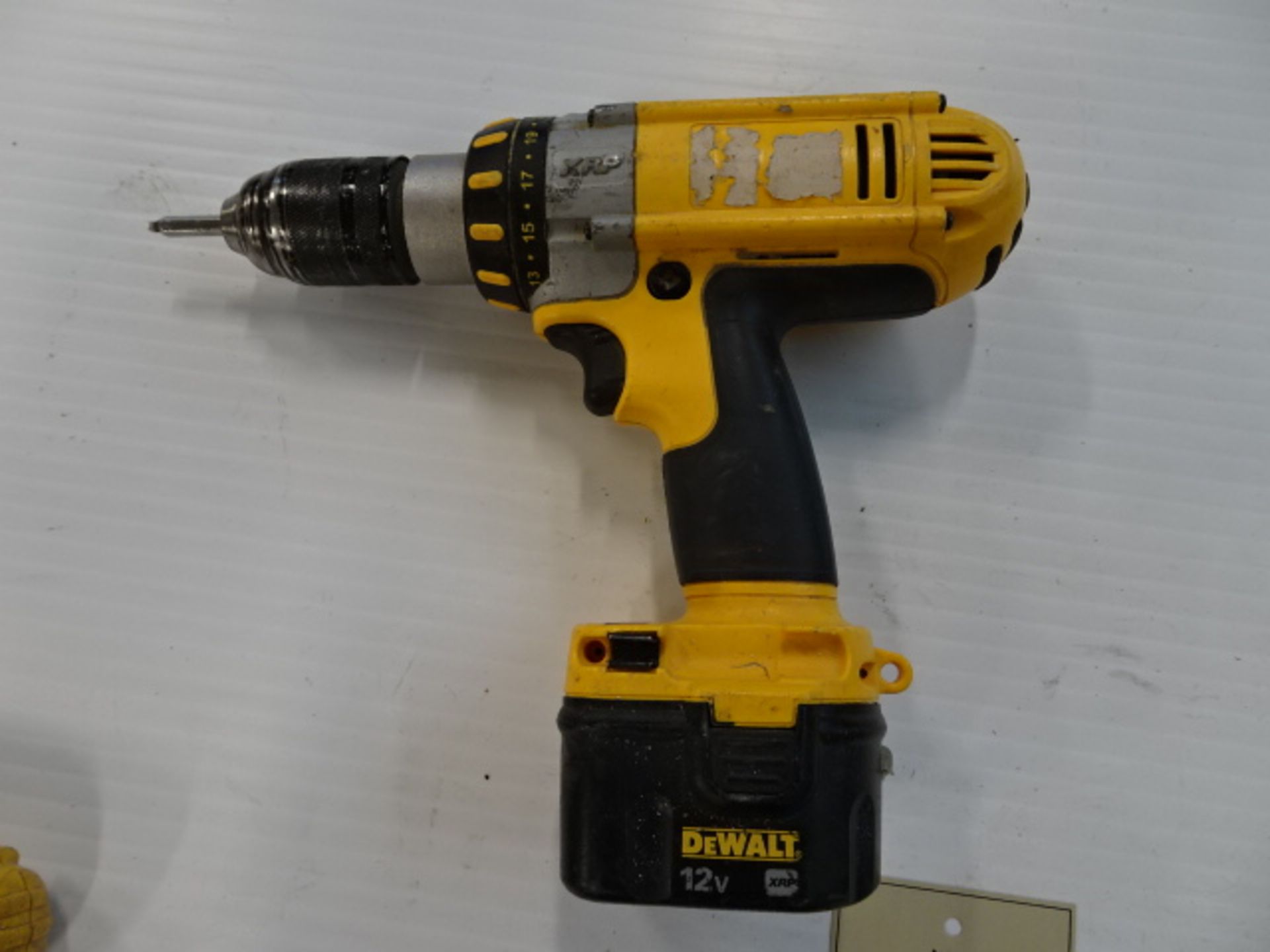 Lot de (3) Outils à batterie 12 volts "Dewalt" / Lot of (3) 12 volts Cordless tools - Image 3 of 7