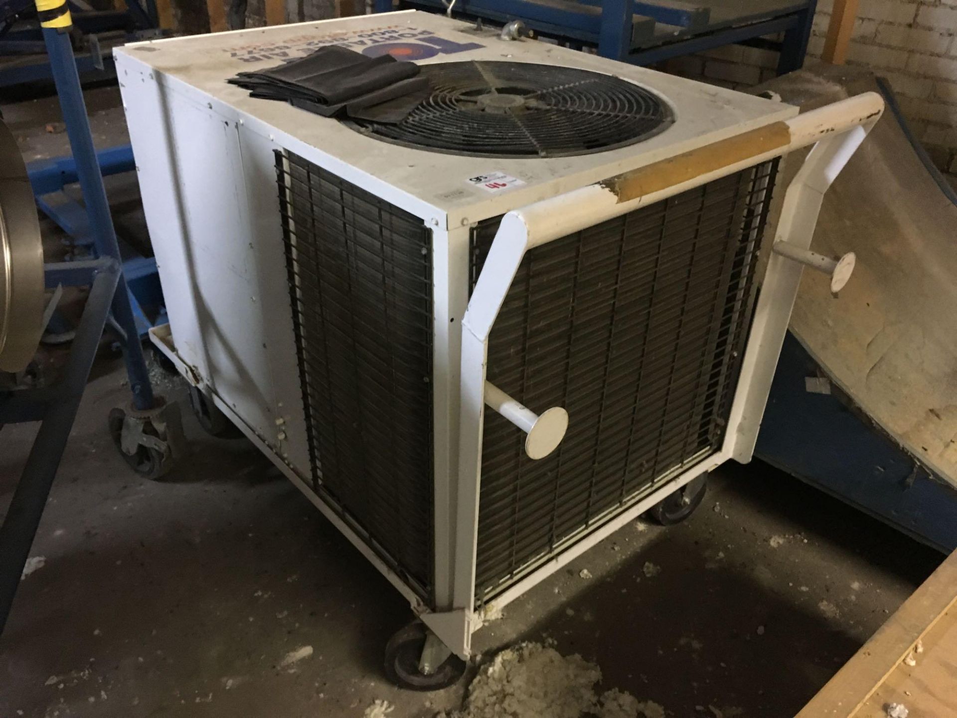 Topp Air Conditioner with Casters