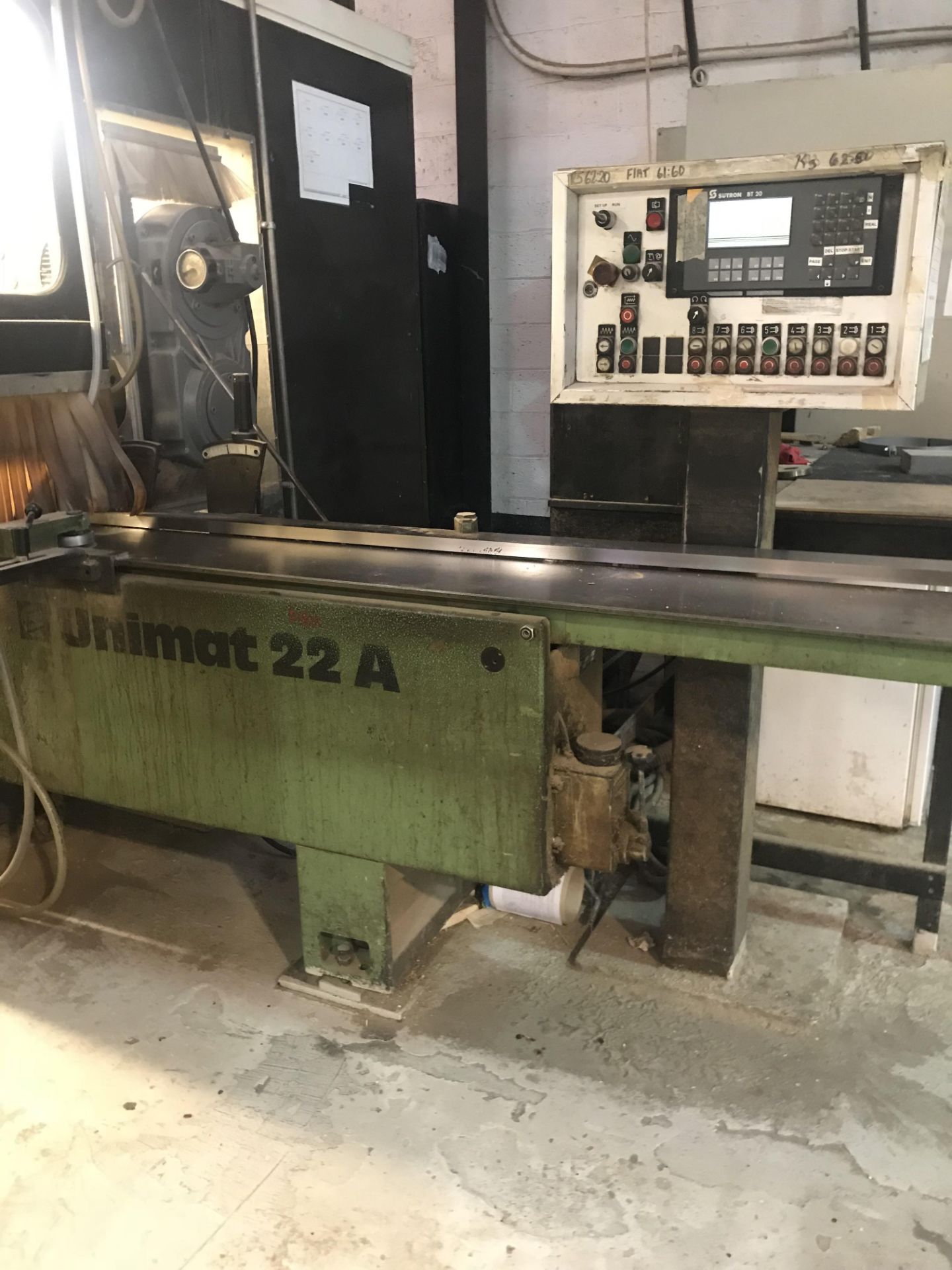 Weinig, model number Unimat 22A 8 head planer moulder, 2 bottom, 3 top, 3 side c/w Sutron BT20 - Image 3 of 6