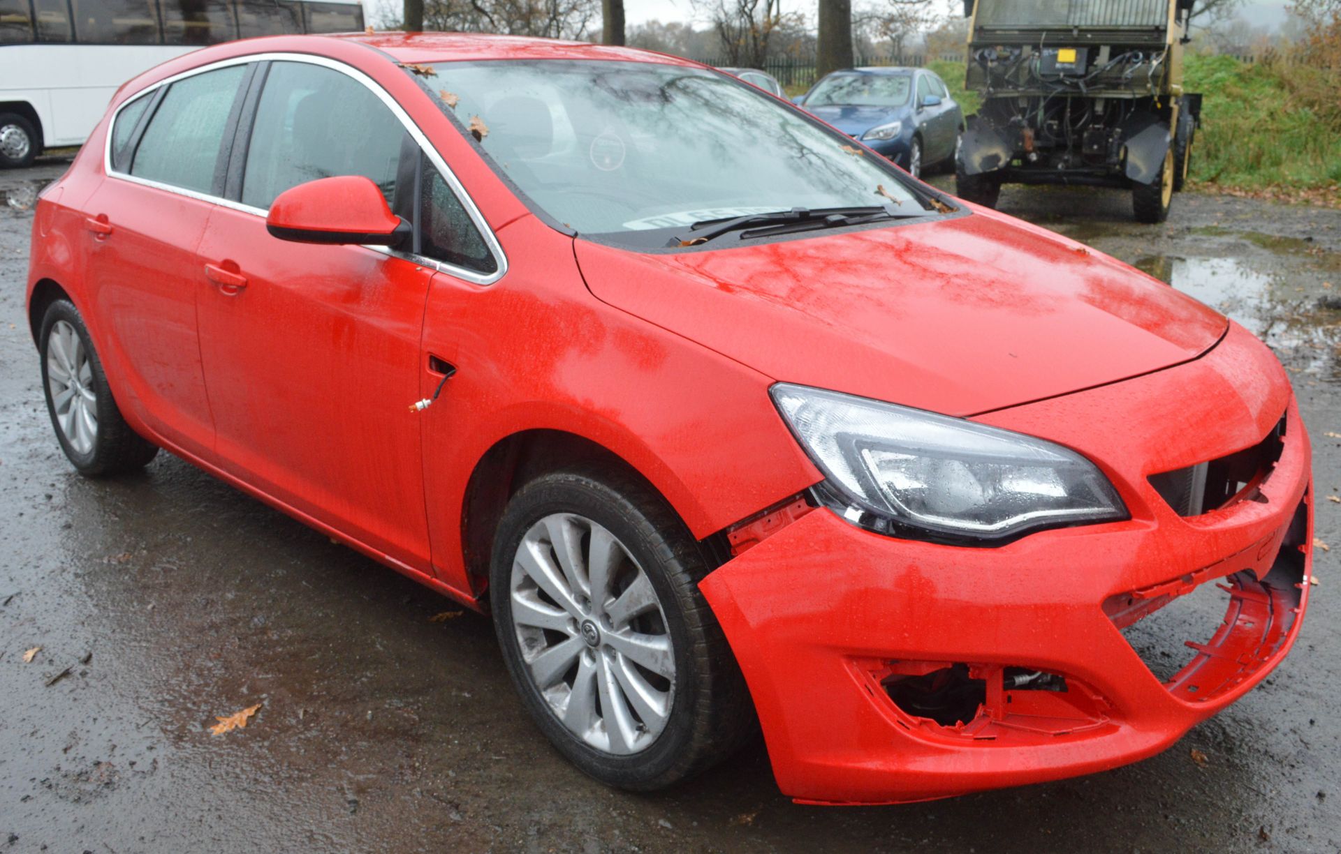 Vauxhall Astra 1.6i VVT 16v Elite 5 door hatchback car Registration Number: DL65 DSV Date of - Image 2 of 9