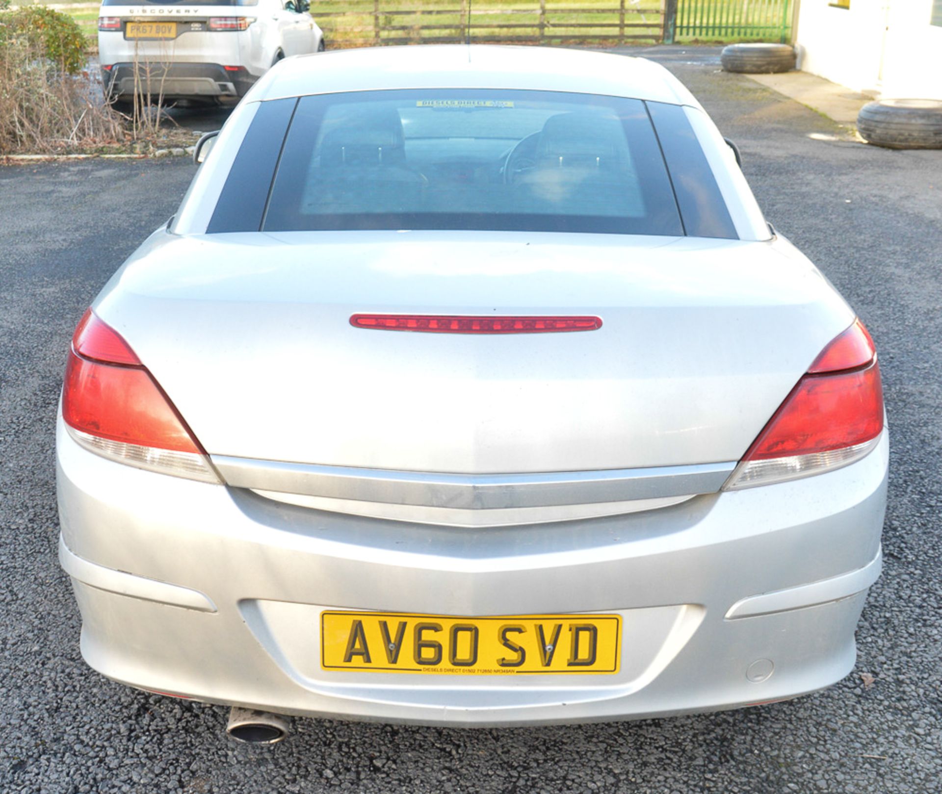 Vauxhall Astra CDTi Twintop Design diesel convertible car Registration Number: AV60 SVD Date of - Image 6 of 13
