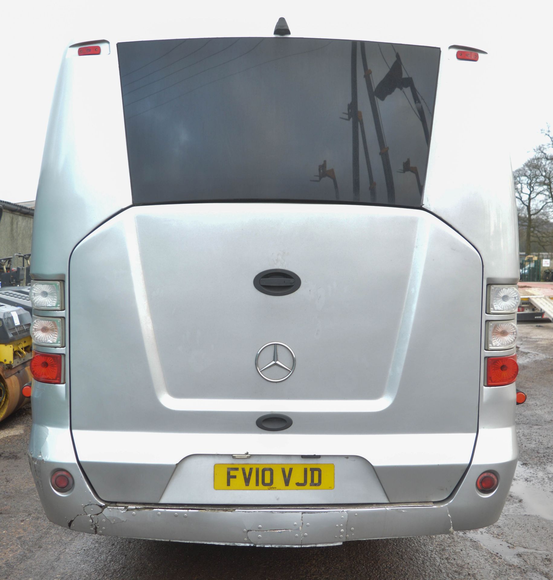 Mercedes Benz Vario 22 seat luxury minibus  Registration Number: FV10 VJD  Date of registration: - Image 6 of 11