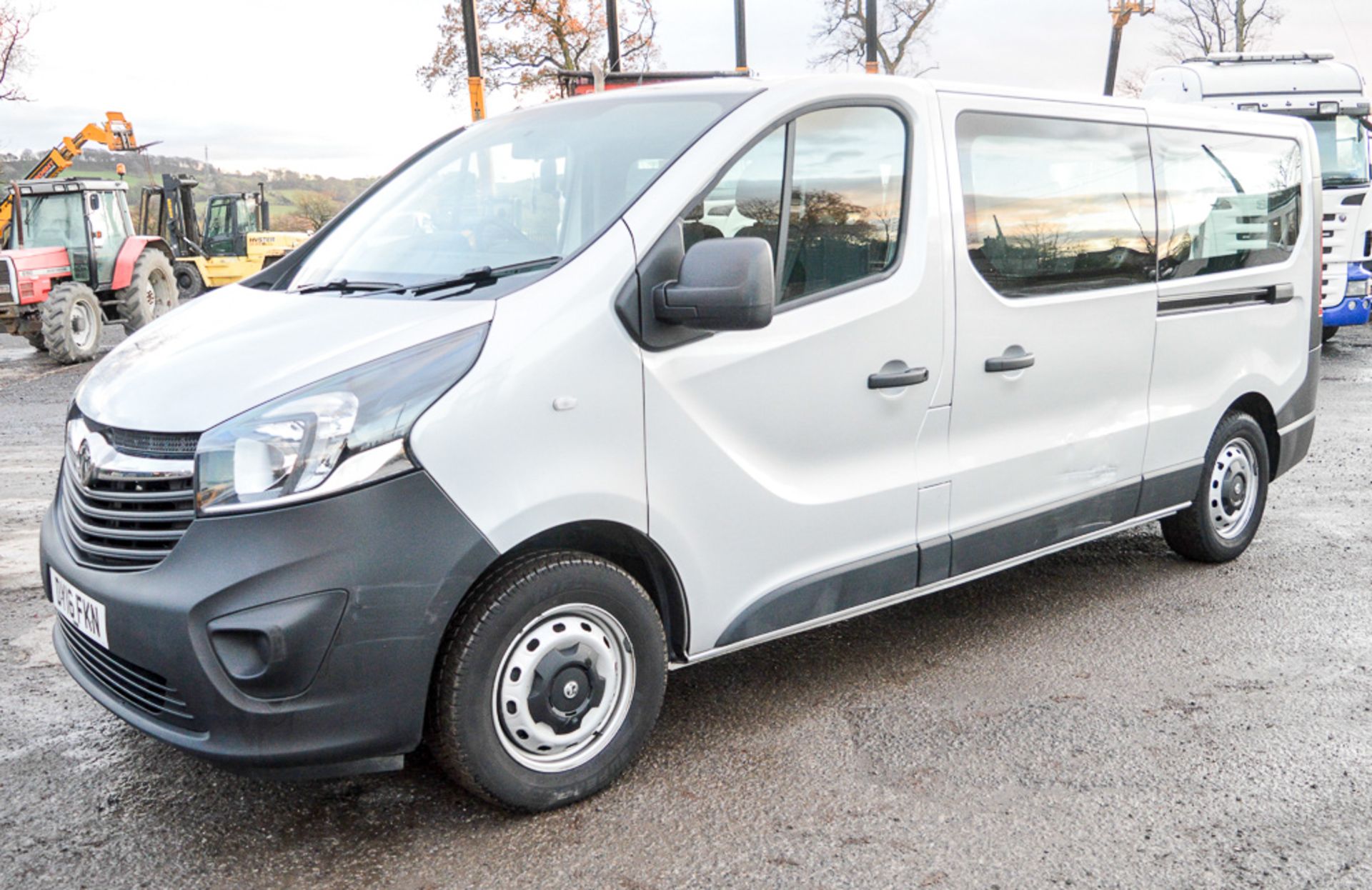 Vauxhall Vivaro Bi-Turbo 8 seat minibus Registration Number: DY16 FKN Date of Registration: Recorded - Image 4 of 13