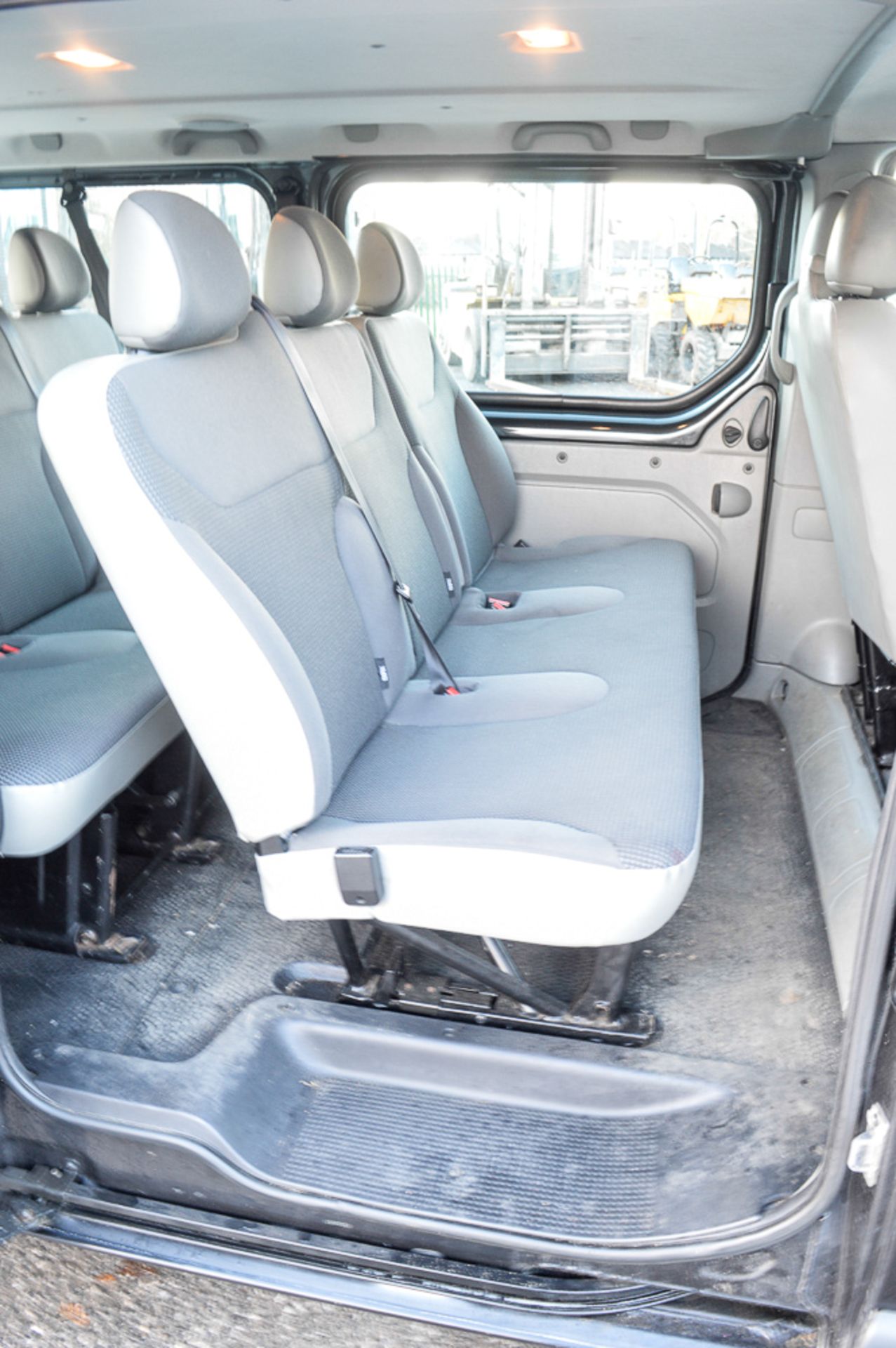 Vauxhall Vivaro CDTi 8 seat minibus Regisration Number: LS13 ULK Date of Registration:  Recorded - Image 8 of 12
