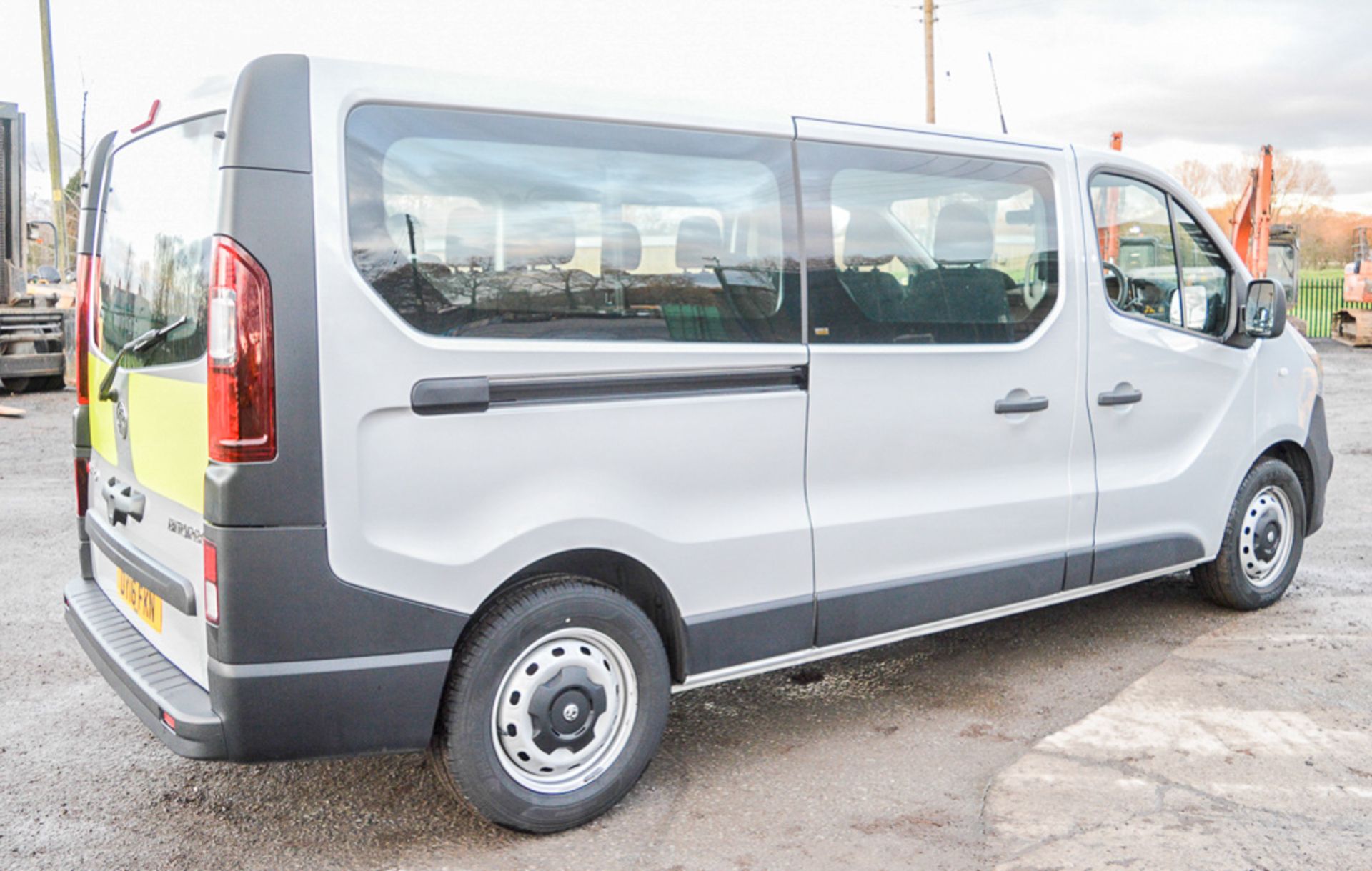 Vauxhall Vivaro Bi-Turbo 8 seat minibus Registration Number: DY16 FKN Date of Registration: Recorded - Image 2 of 13