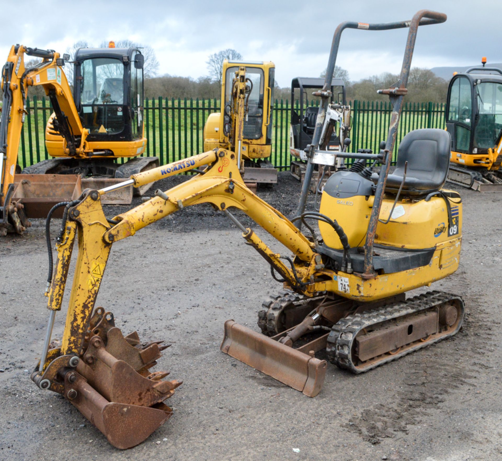 Komatsu PC09-1 Galeo 0.9 tonne rubber tracked micro excavator Year: S/N: 99671 Recorded Hours: