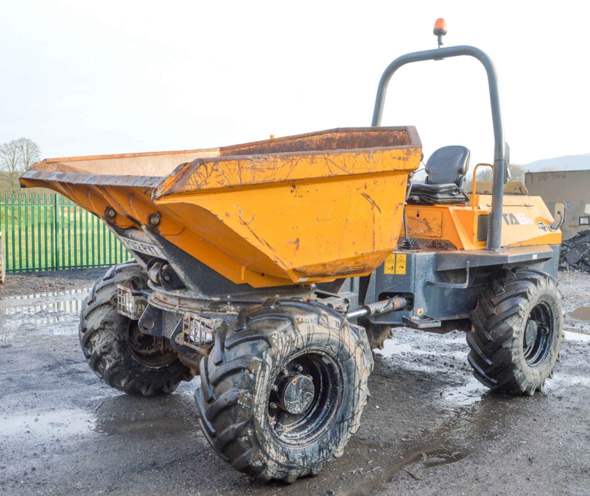 Benford Terex 6 tonne swivel skip dumper Year: 2012 S/N: EC7MT3493 Recorded Hours: 2001 PO12 PYT