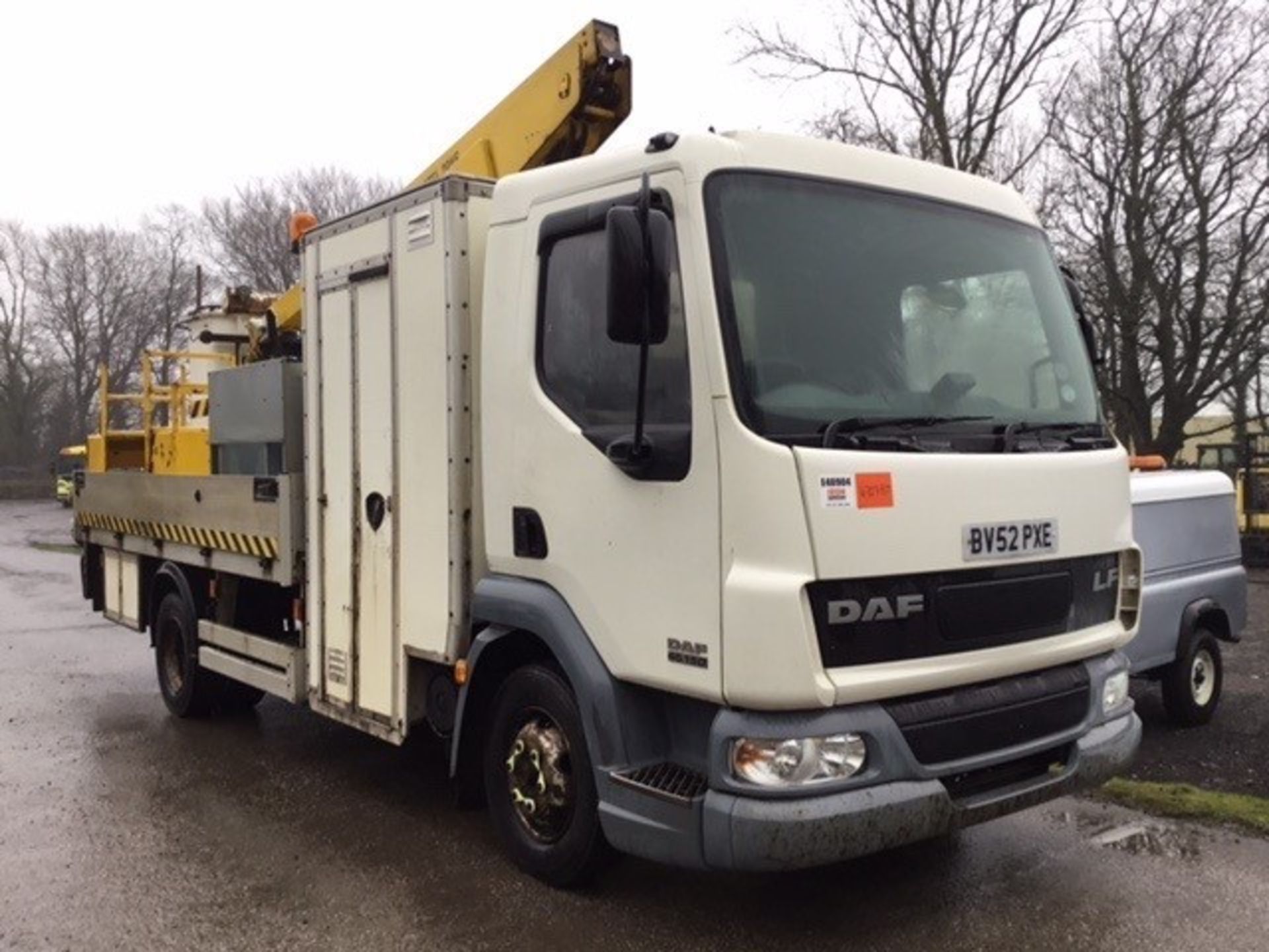 DAF LF 45.150 7.5 tonne MEWP lorry Registration Number: BV52 PXE Date of Registration: 17/01/2003 - Image 2 of 16