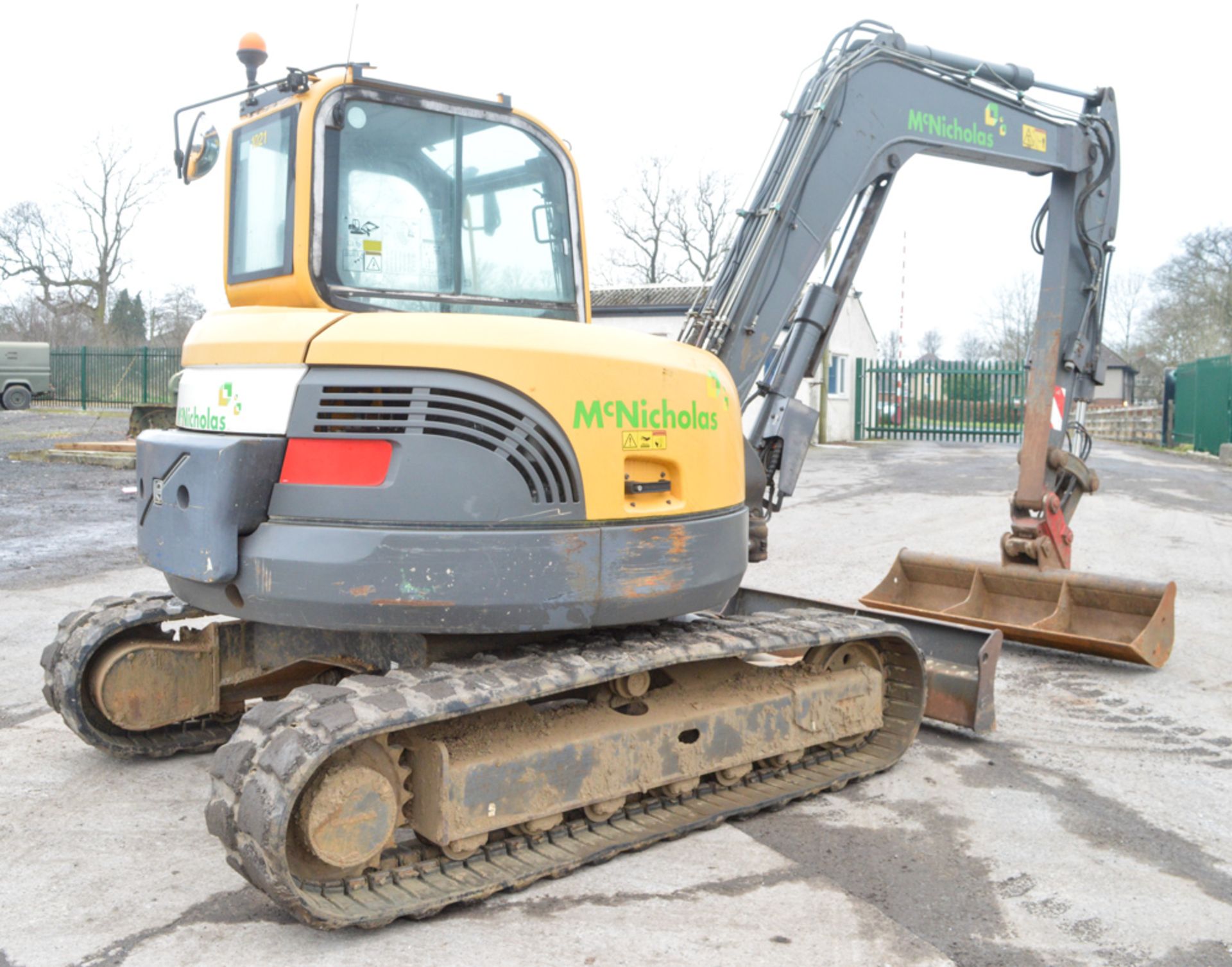 Volvo ECR88 8 tonne rubber tracked excavator Year: 2008 S/N: 12851 Recorded Hours: 7140 blade, - Image 3 of 12