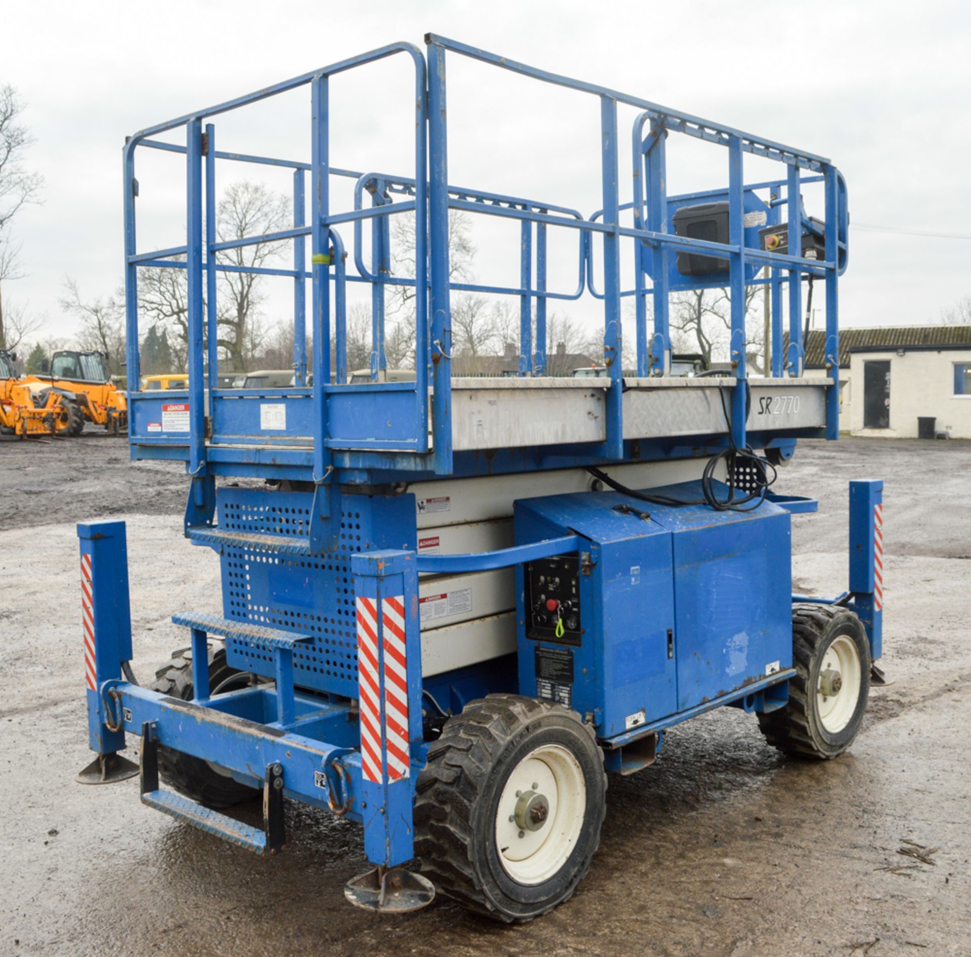 Snorkel SR 2770 27 ft diesel driven scissor lift access platform Year: 2007 S/N: 70714 Recorded - Image 2 of 7