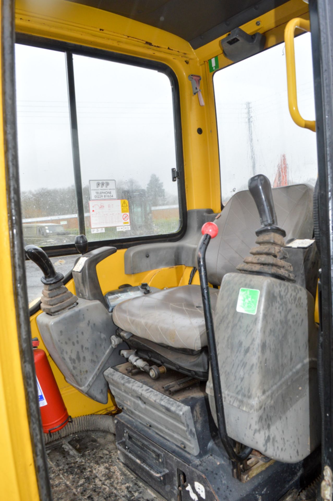 Komatsu PC20R 2.5 tonne rubber tracked mini excavator Year: 2004 S/N: 31719 Recorded Hours: 2941 - Image 11 of 11