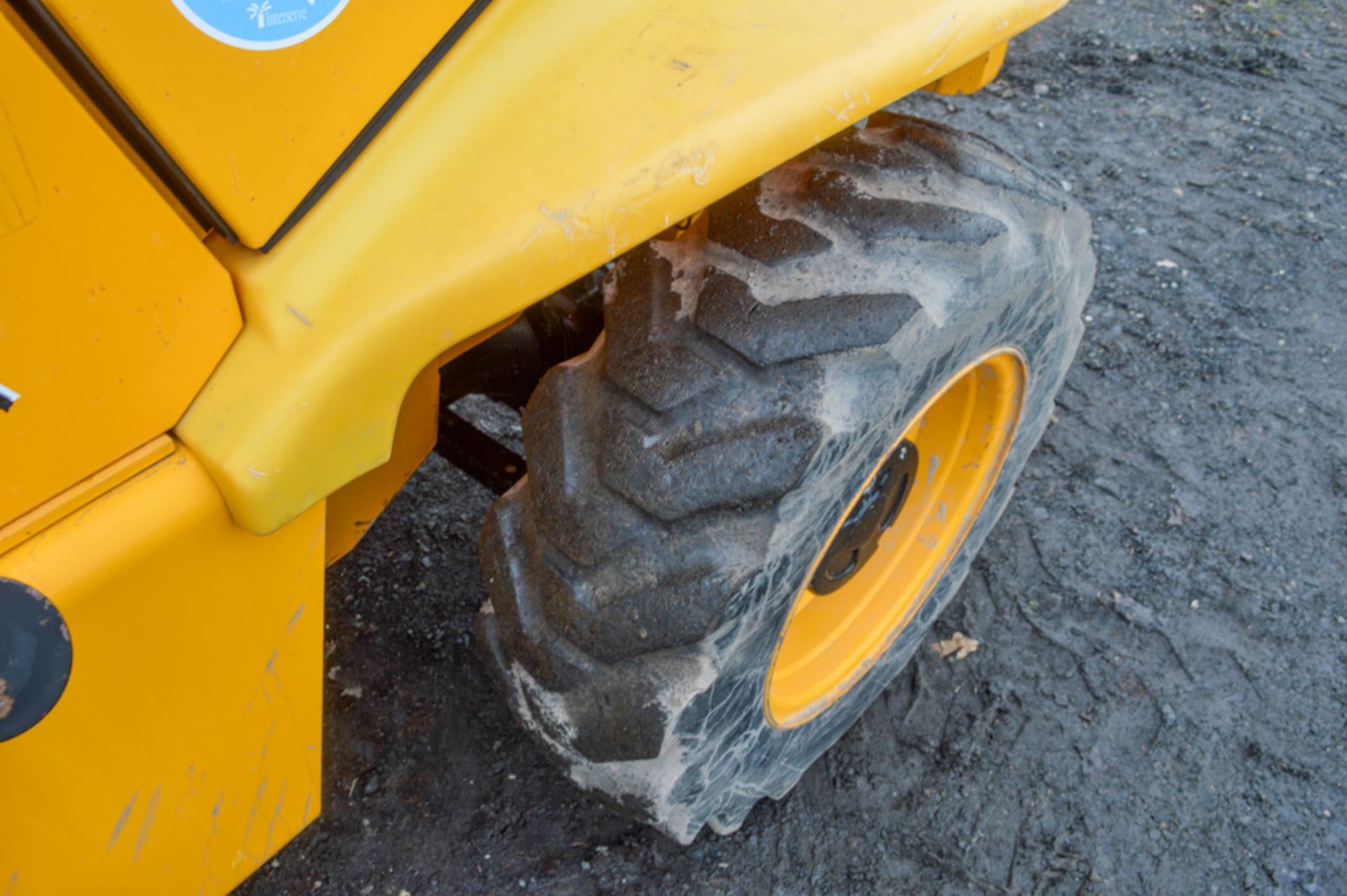 JCB 520-50 5 metre telescopic handler Year: 2014 S/N: 1462668 Recorded Hours: 1594 c/w air - Image 10 of 13