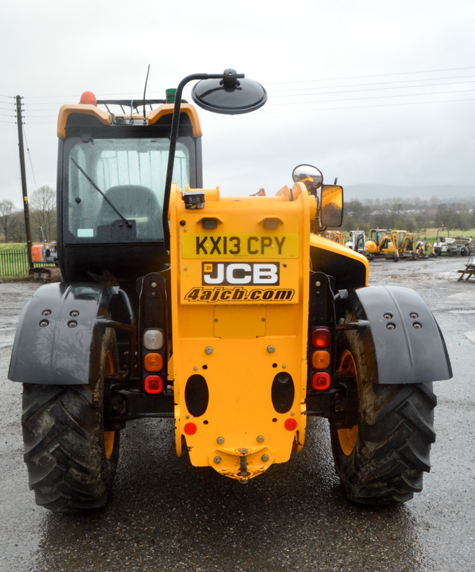 JCB 533-105 T4i 10.5 metre telescopic handler Year: 2013 S/N: 2175572 Recorded Hours: 4012 c/w turbo - Image 6 of 13