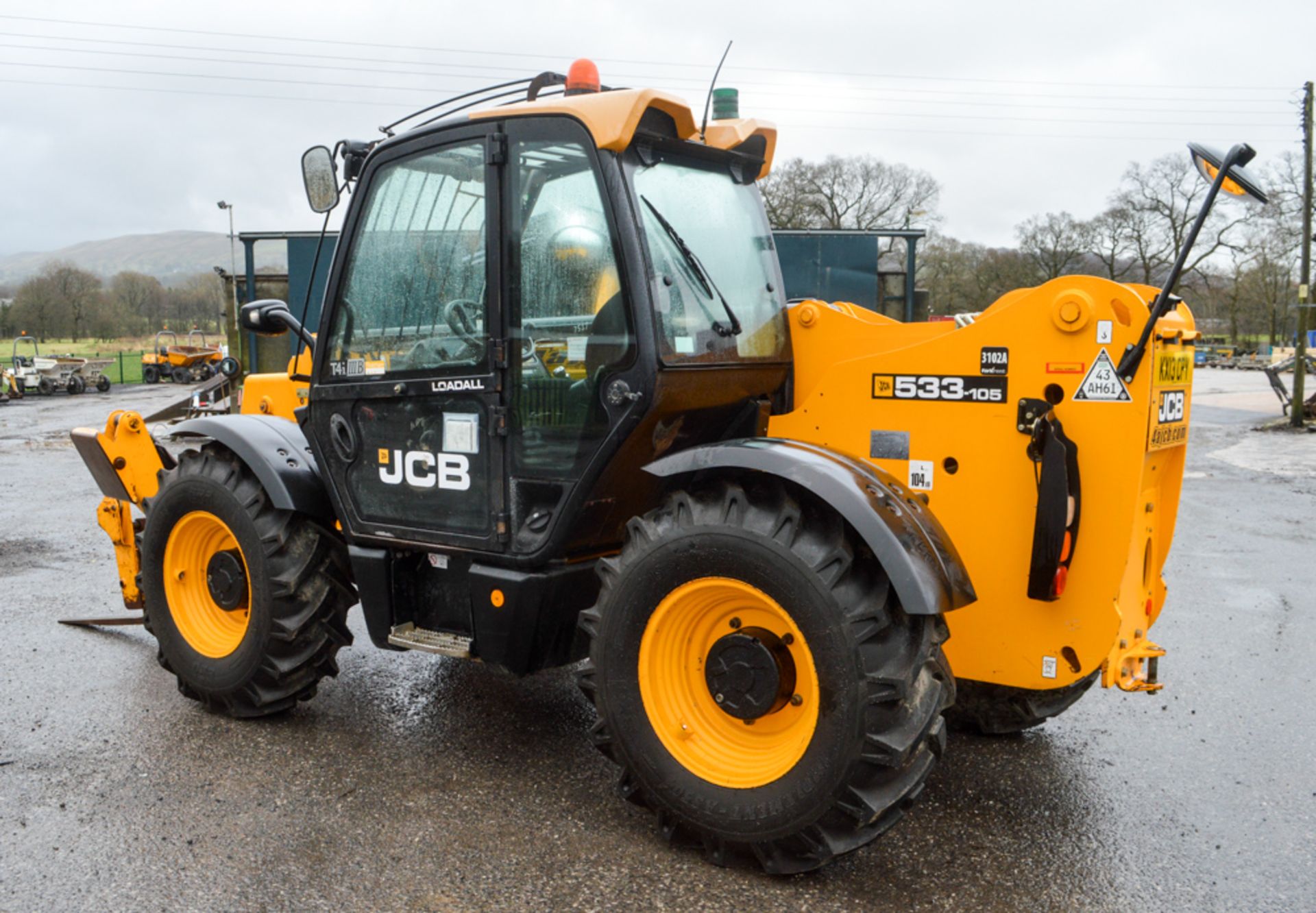 JCB 533-105 T4i 10.5 metre telescopic handler Year: 2013 S/N: 2175572 Recorded Hours: 4012 c/w turbo - Image 2 of 13