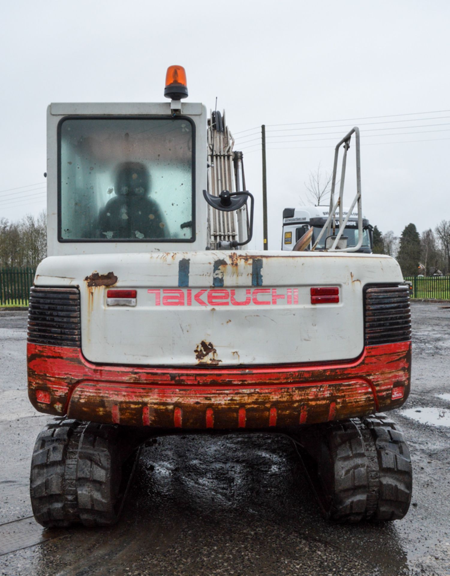 Takeuchi TB175 7.5 tonne rubber tracked excavator Year: 2007 S/N: 17517548 Recorded Hours: 7494 - Image 6 of 11