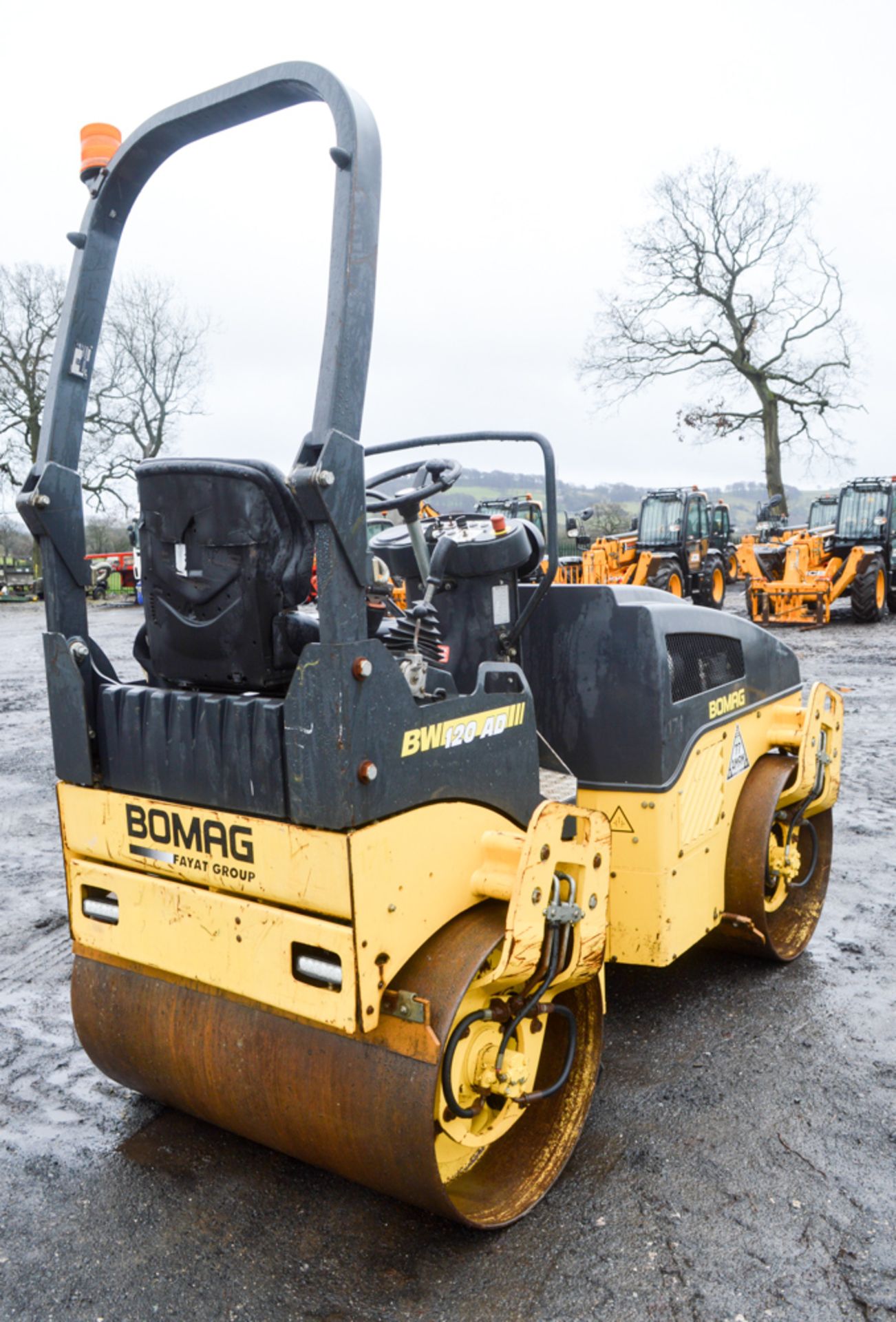 Bomag BW120 AD-4 double drum ride on roller Year: 2006 S/N: 22953 Recorded Hours: Not clear (Digits - Image 4 of 8