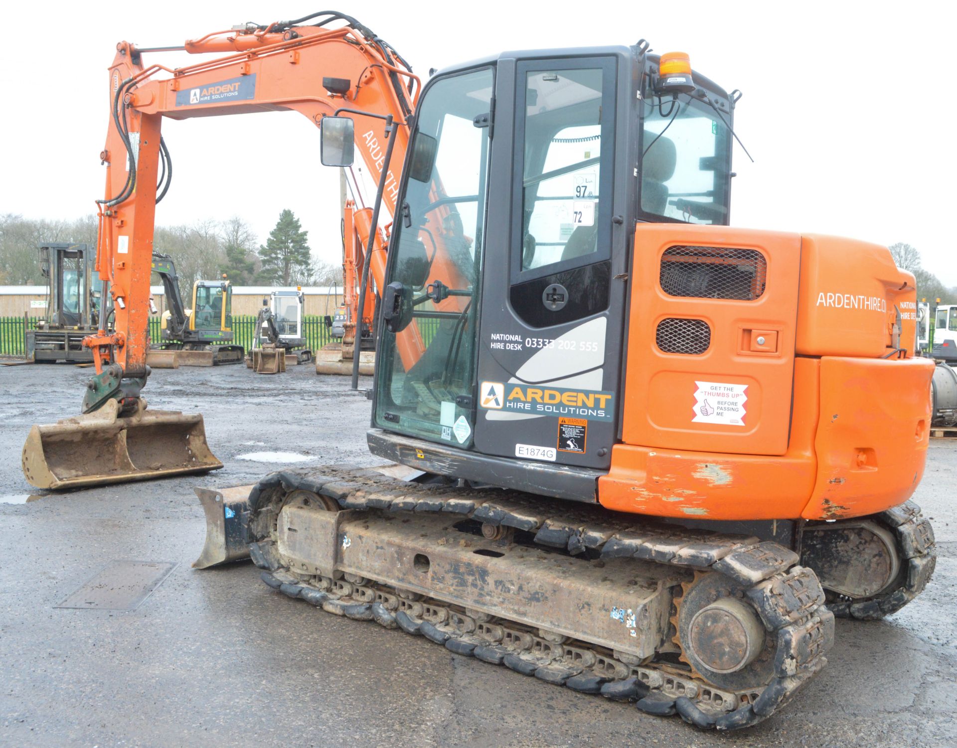 Hitachi Zaxis ZX85 8.7 tonne rubber tracked excavator  Year: 2013 S/N: 100125 Recorded hours: 3473 - Image 2 of 13