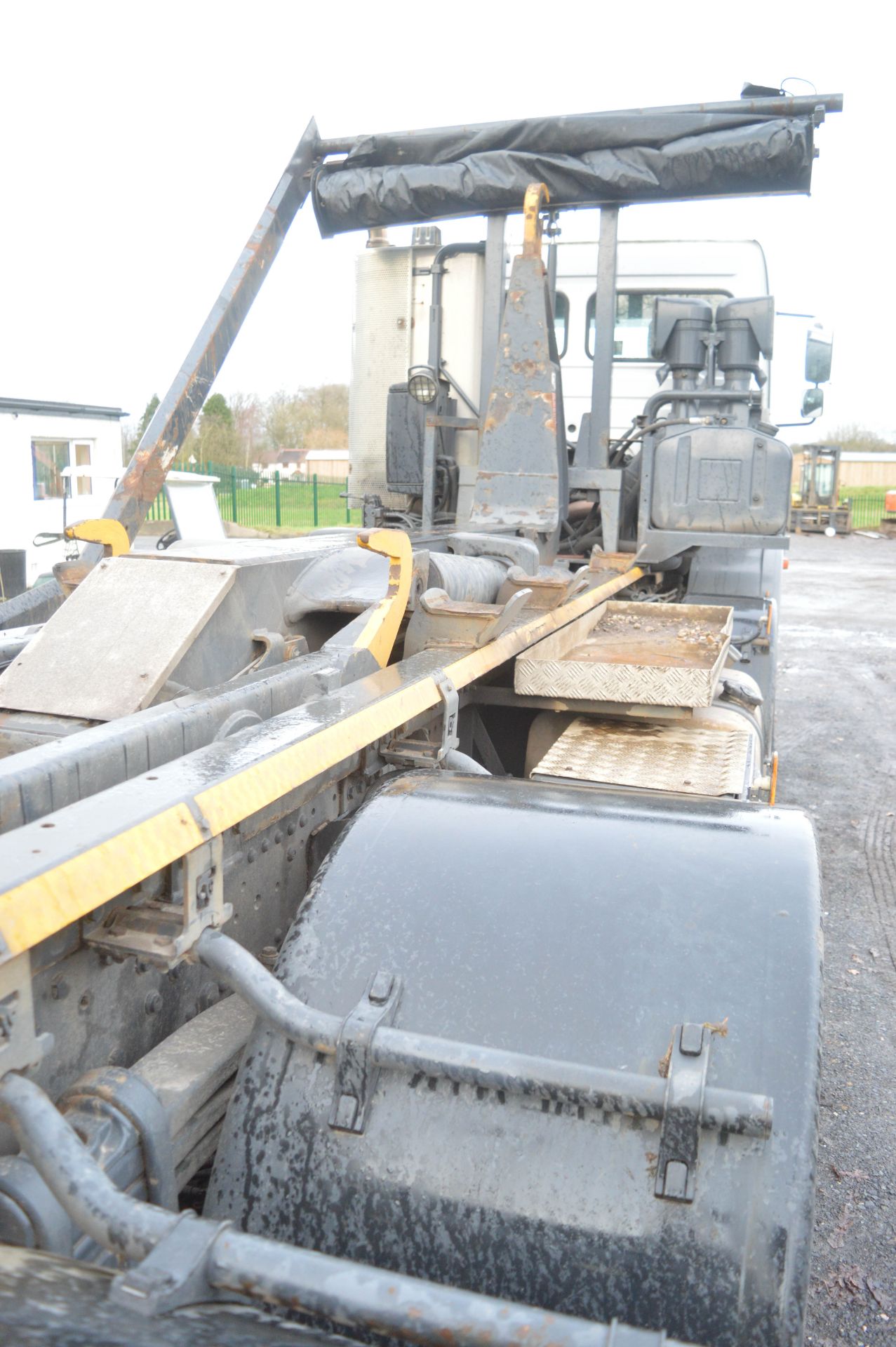 Mercedes-Benz Axor 3236 8x4 hook loader  Registration Number: SV09 UVC Date of registration: 01/06/ - Image 17 of 17