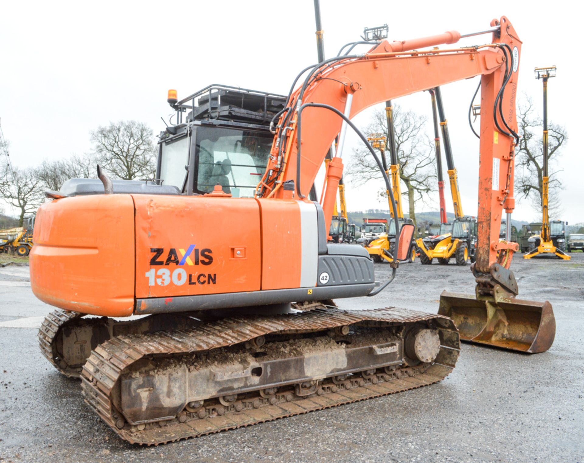 Hitachi 130 LCN Zaxis 13 tonne steel tracked excavator Year: 2010 S/N: 83823 Recorded Hours: 7569 - Image 3 of 11