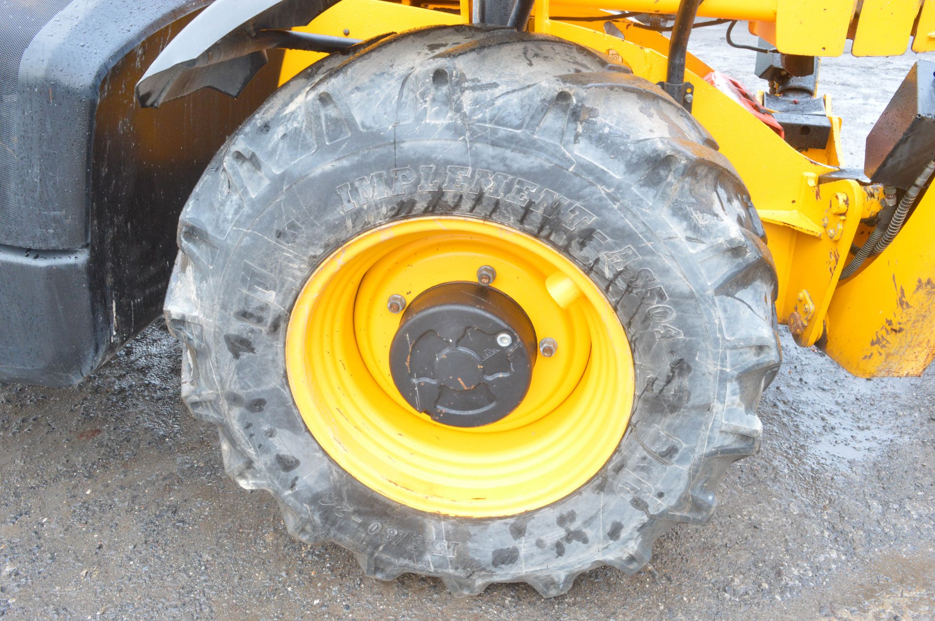 JCB 540-170 Hi-Viz T4i 17 metre telescopic handler Year: 2013 S/N: 2180829 Recorded Hours: 4085 c/ - Image 8 of 12