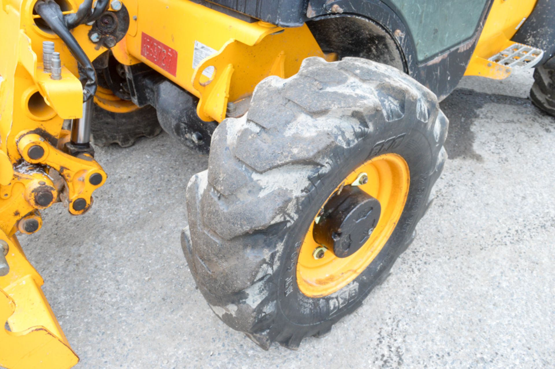 JCB 524-50 5 metre telescopic handler Year: 2011 S/N: 1418962 Recorded Hours: 6162 c/w turbo - Image 7 of 11