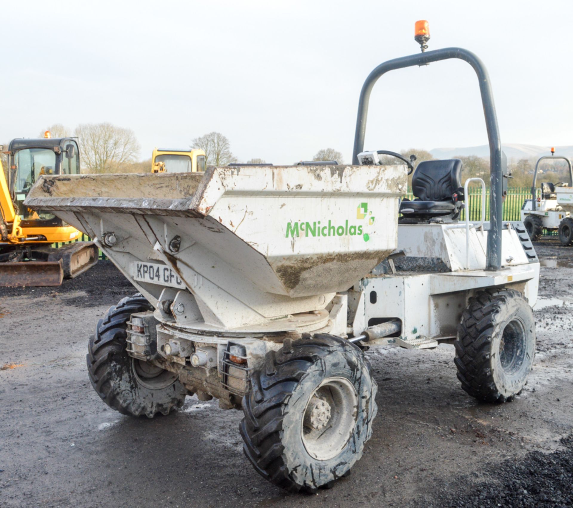 Benford Terex 3 tonne swivel skip dumper Year: 2004 S/N: E405AS140 Recorded Hours: Not displayed ( - Image 2 of 11