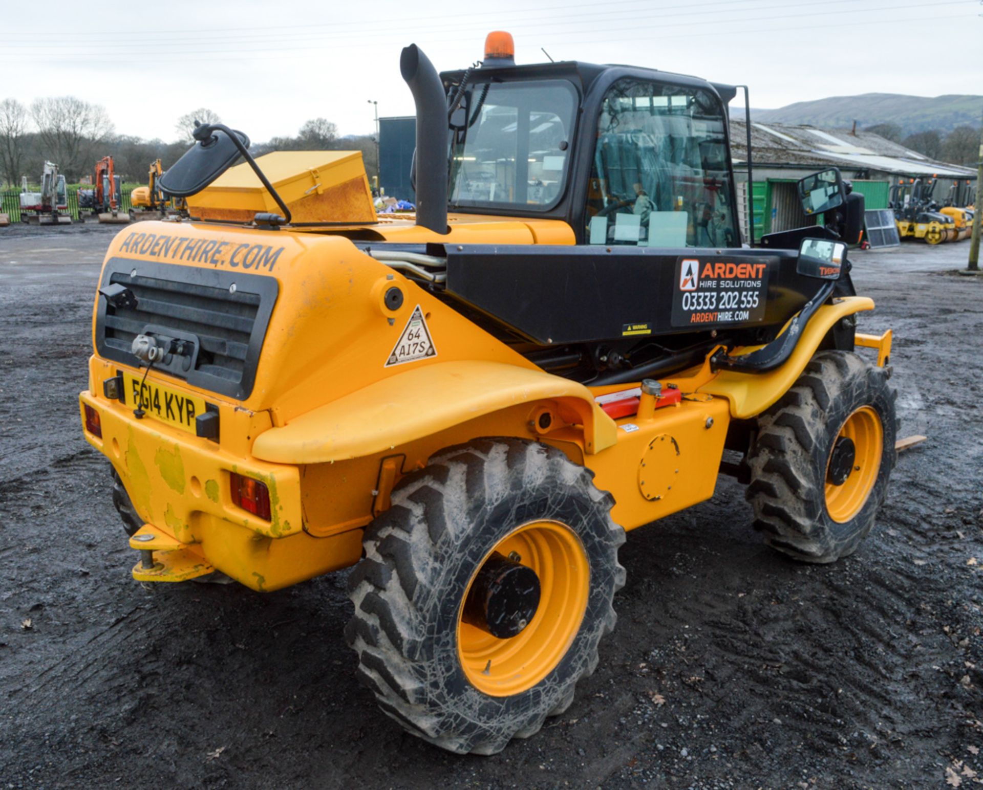 JCB 520-50 5 metre telescopic handler Year: 2014 S/N: 1462668 Recorded Hours: 1594 c/w air - Image 3 of 13