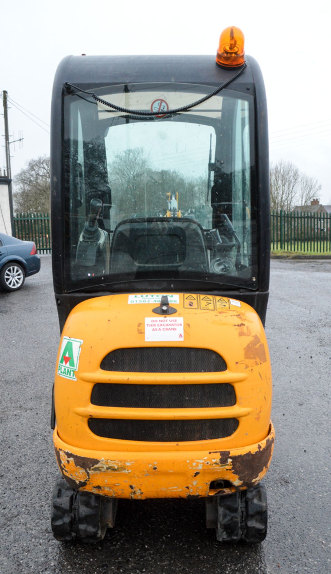 JCB 801.8 CTS 1.5 tonne rubber tracked mini excavator Year: 2013 S/N: 2073944 Recorded Hours: 1288 - Image 5 of 10