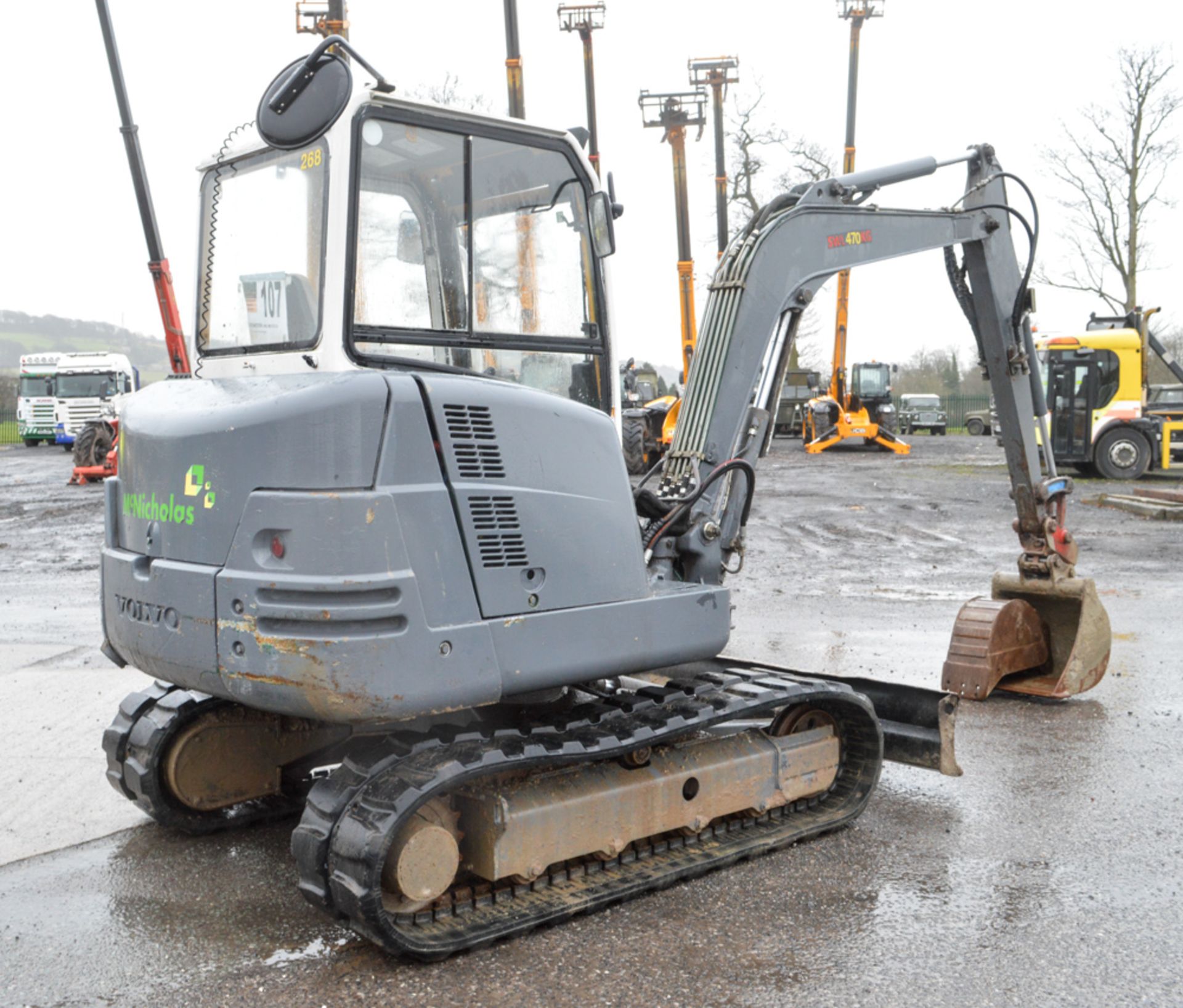 Volvo ECR45 4.5 tonne rubber tracked excavator Year: 2001 S/N: 28412773 Recorded Hours: 4545 - Image 3 of 11
