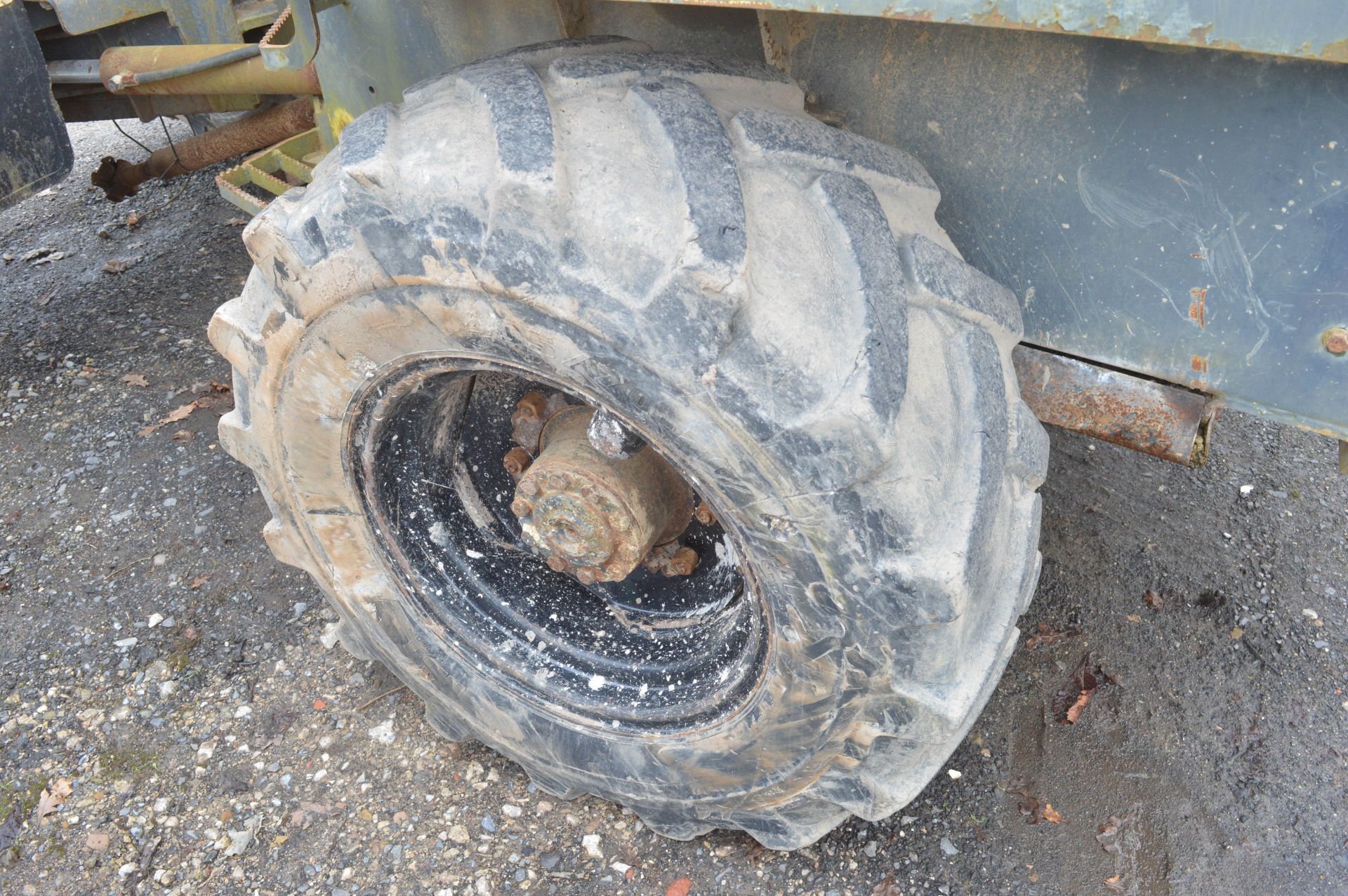 Benford Terex 6 tonne straight skip dumper Year: 2006 S/N: E602FJ050 Recorded hours: *NO CLOCK* * - Image 6 of 11