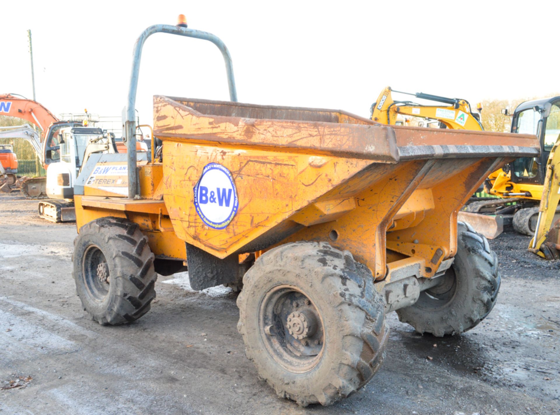 Benford Terex 6 tonne straight skip dumper Year: 2003 S/N: E311EE460 Recorded Hours: Not