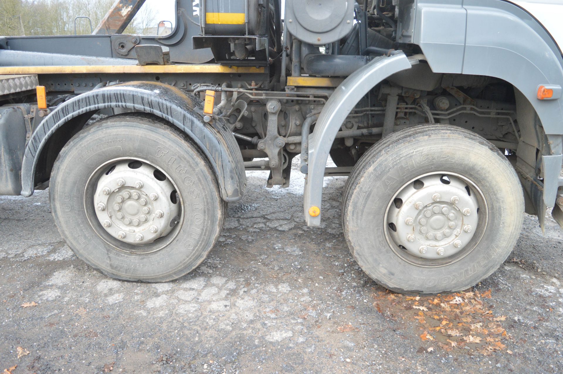 Mercedes-Benz Axor 3236 8x4 hook loader  Registration Number: SV09 UVC Date of registration: 01/06/ - Image 8 of 17