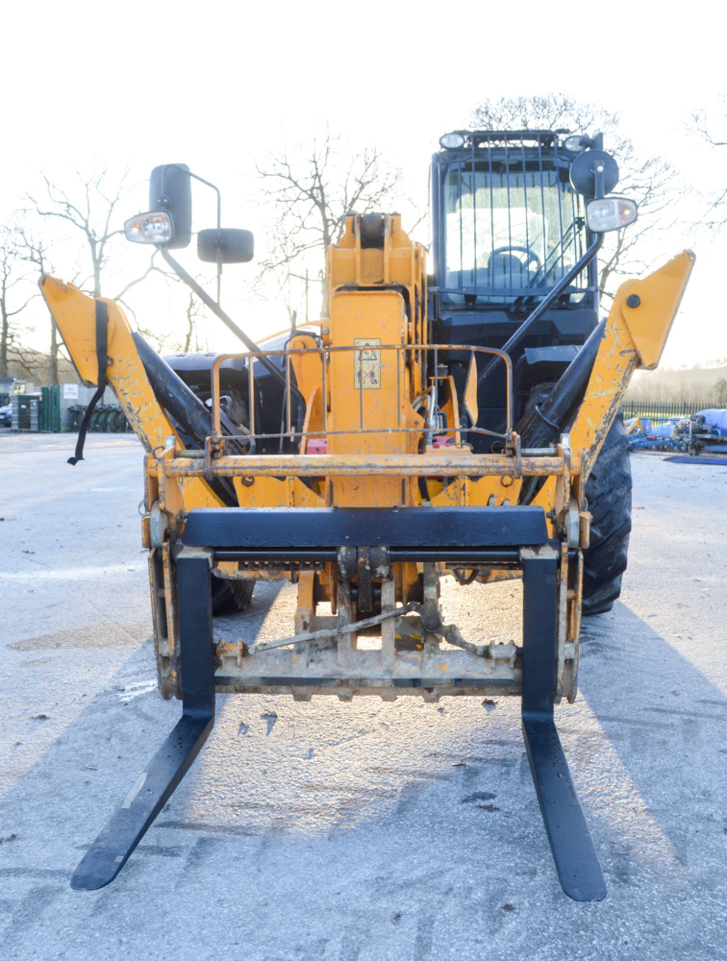 JCB 540-170 Hi-Viz T4i 17 metre telescopic handler Year: 2013 S/N: 21880083 Recorded Hours: 4655 c/w - Image 5 of 14