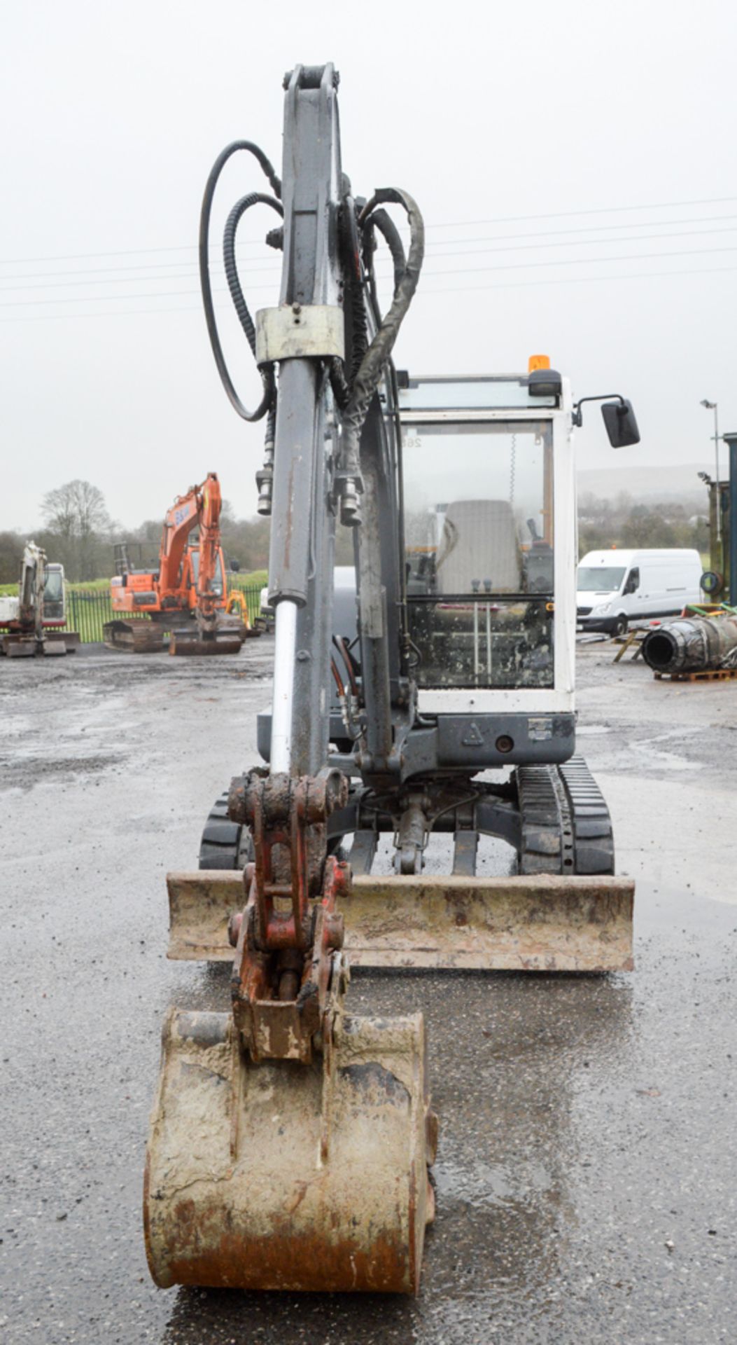 Volvo ECR45 4.5 tonne rubber tracked excavator Year: 2001 S/N: 28412773 Recorded Hours: 4545 - Image 5 of 11