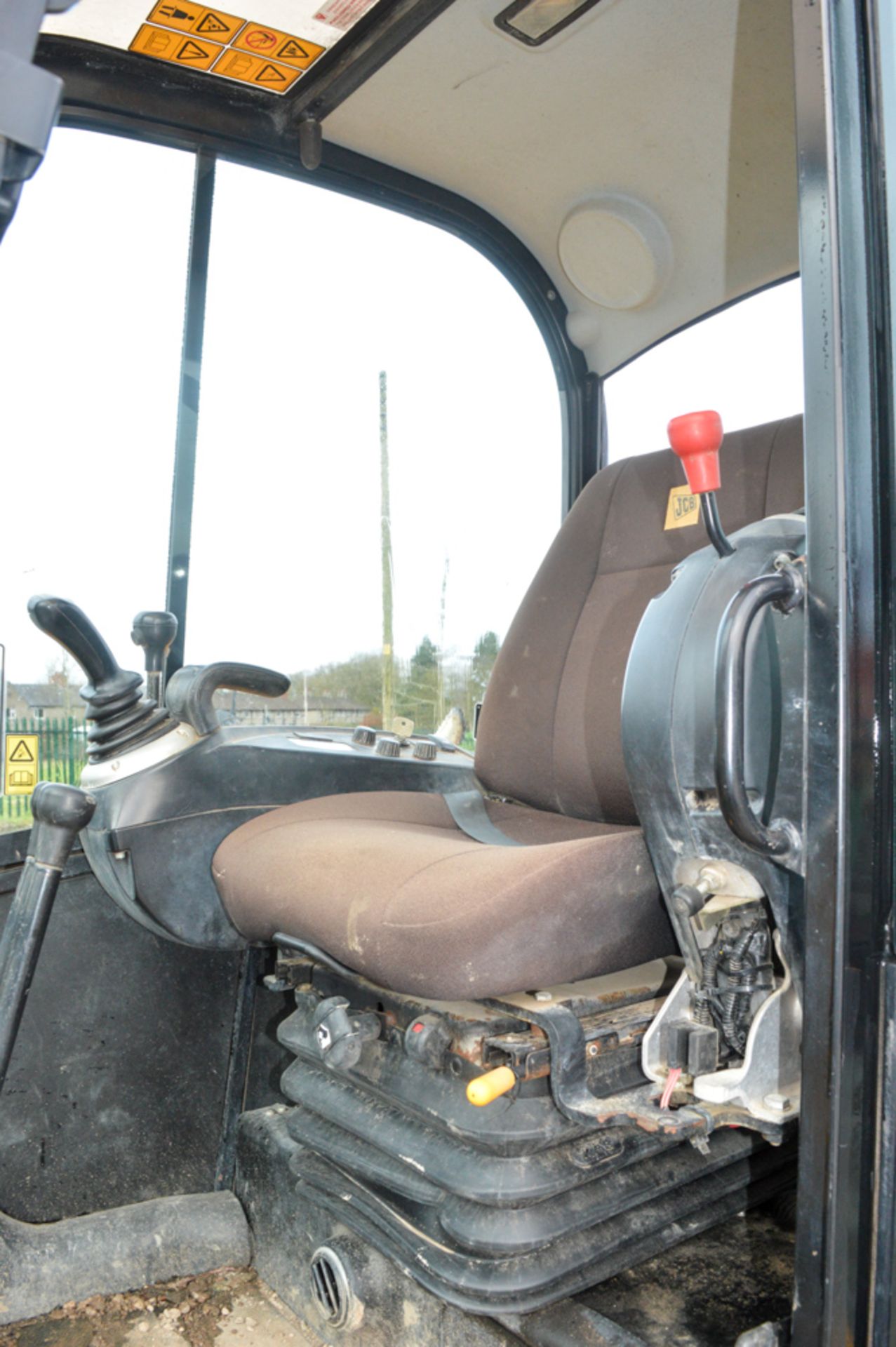 JCB 8050 RTS 5 tonne rubber tracked excavator Year: 2012 S/N: 174175 Recorded Hours: 2402 blade, - Image 11 of 11